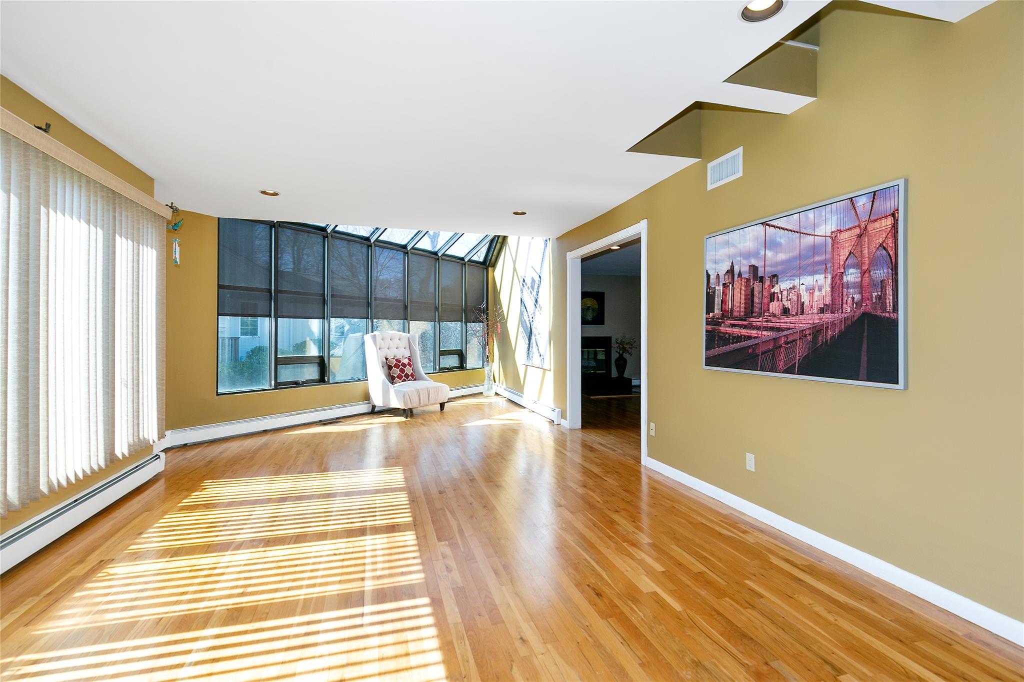 600 Oakridge Lane Property Photo 8