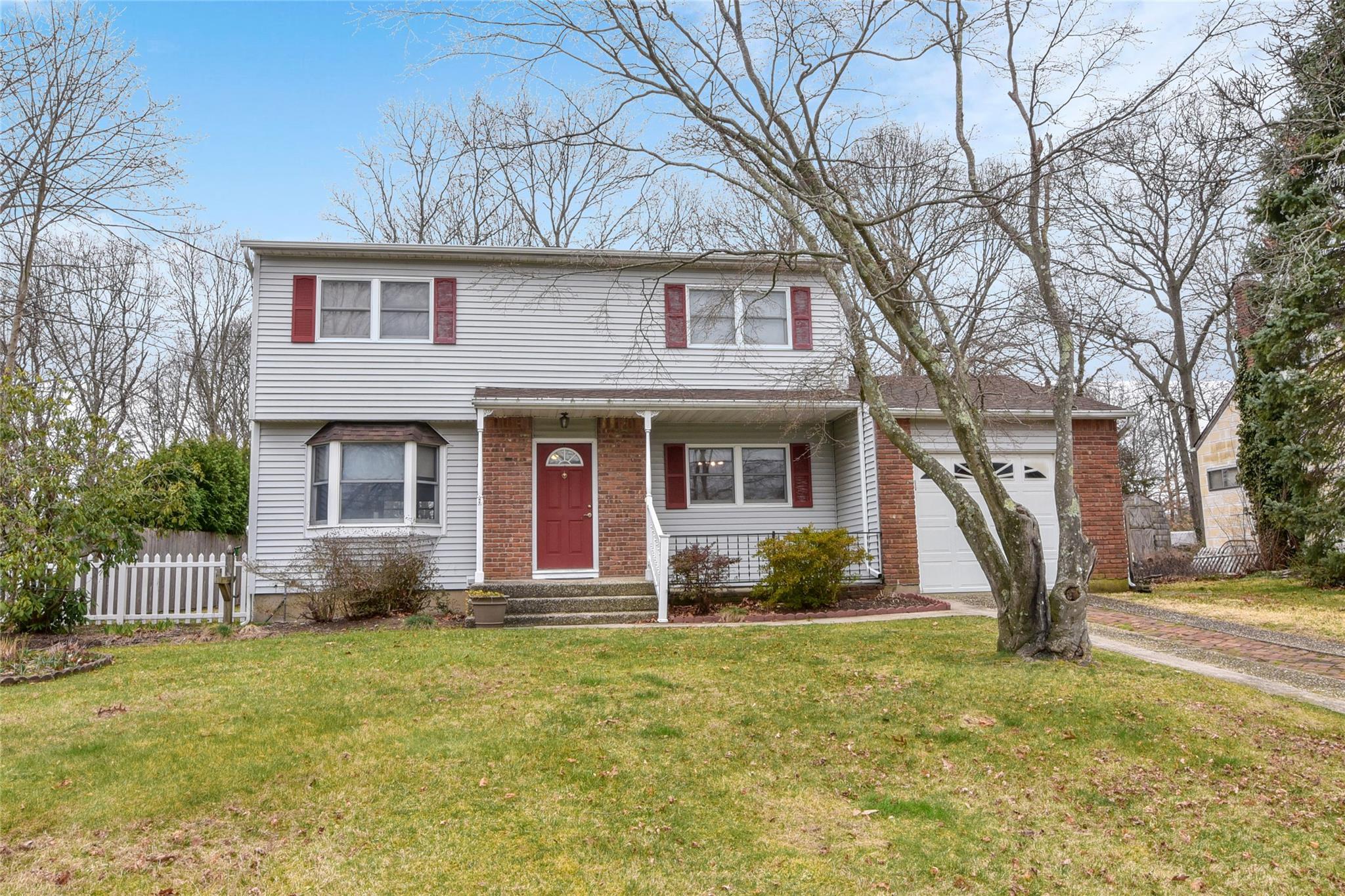 56 Colony Road Property Photo