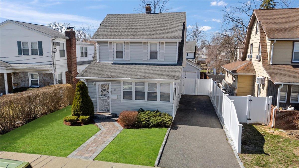 95 Weberfield Avenue Property Photo
