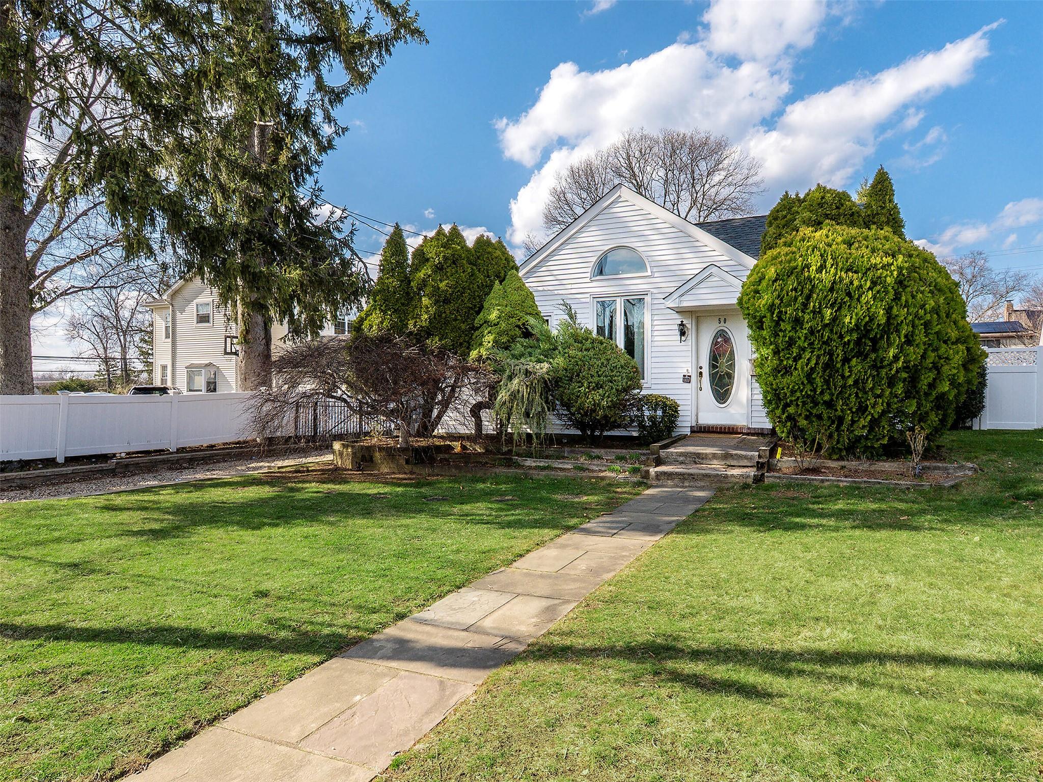 50 Sylvia Street Property Photo