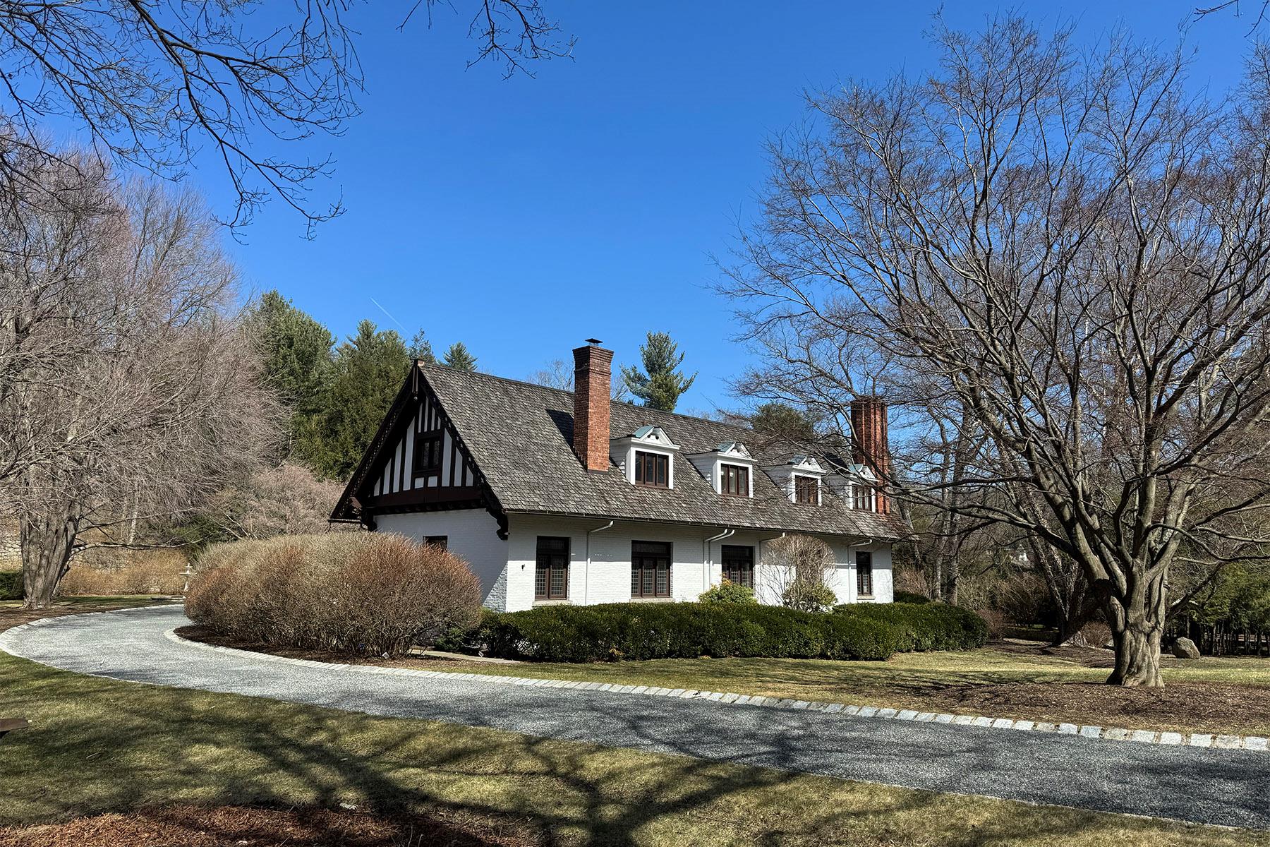 172 Tuxedo Road Property Photo