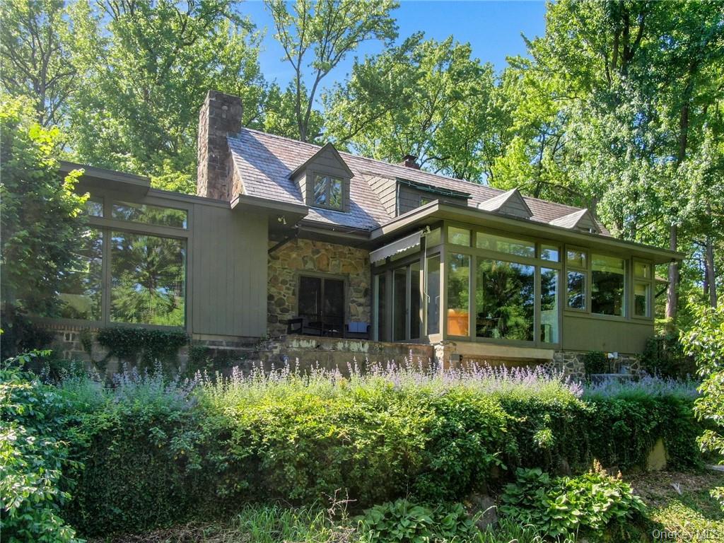 21 Woods Road Property Photo 7