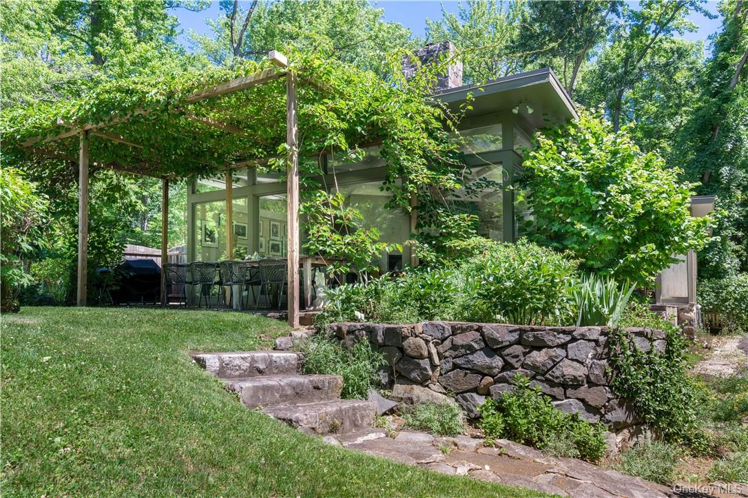 21 Woods Road Property Photo 27