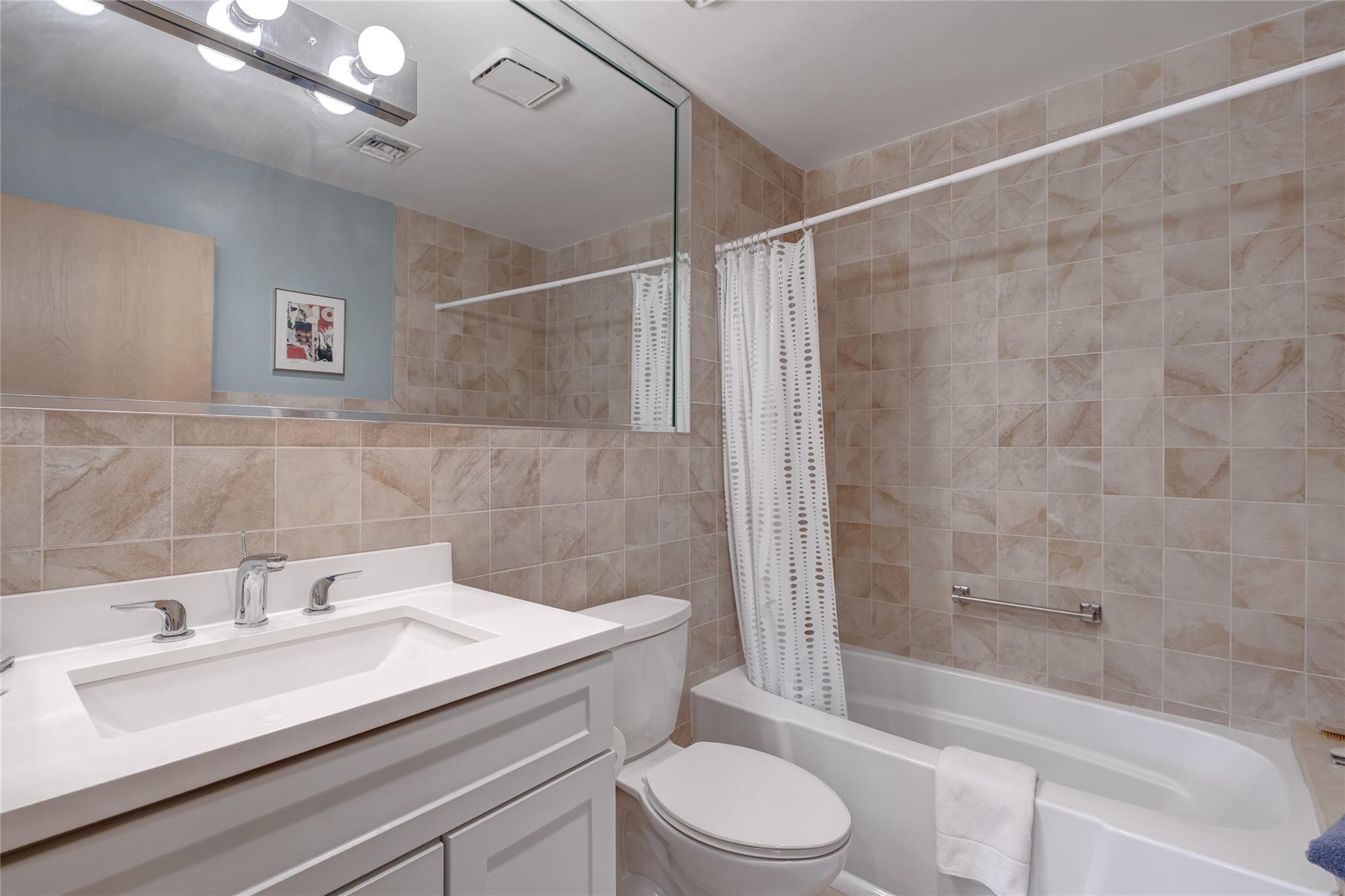 10 Windward Road Property Photo 14