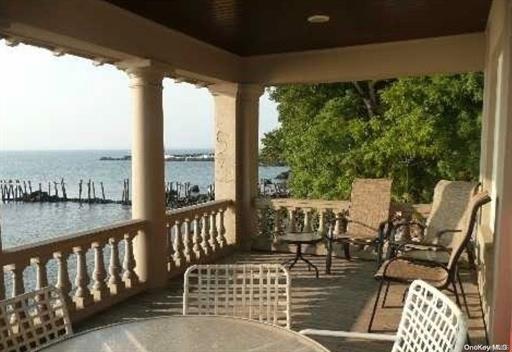 10 Windward Road Property Photo 24