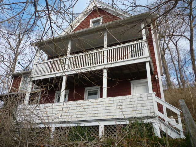 13 Maple Ave Property Photo 1