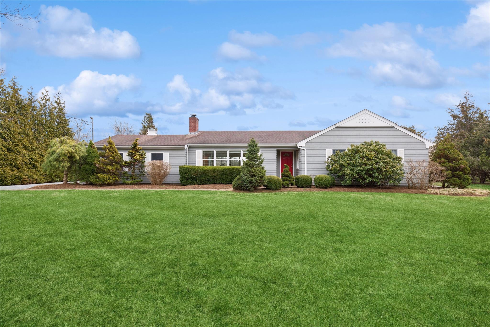 65 Quogue Street Property Photo