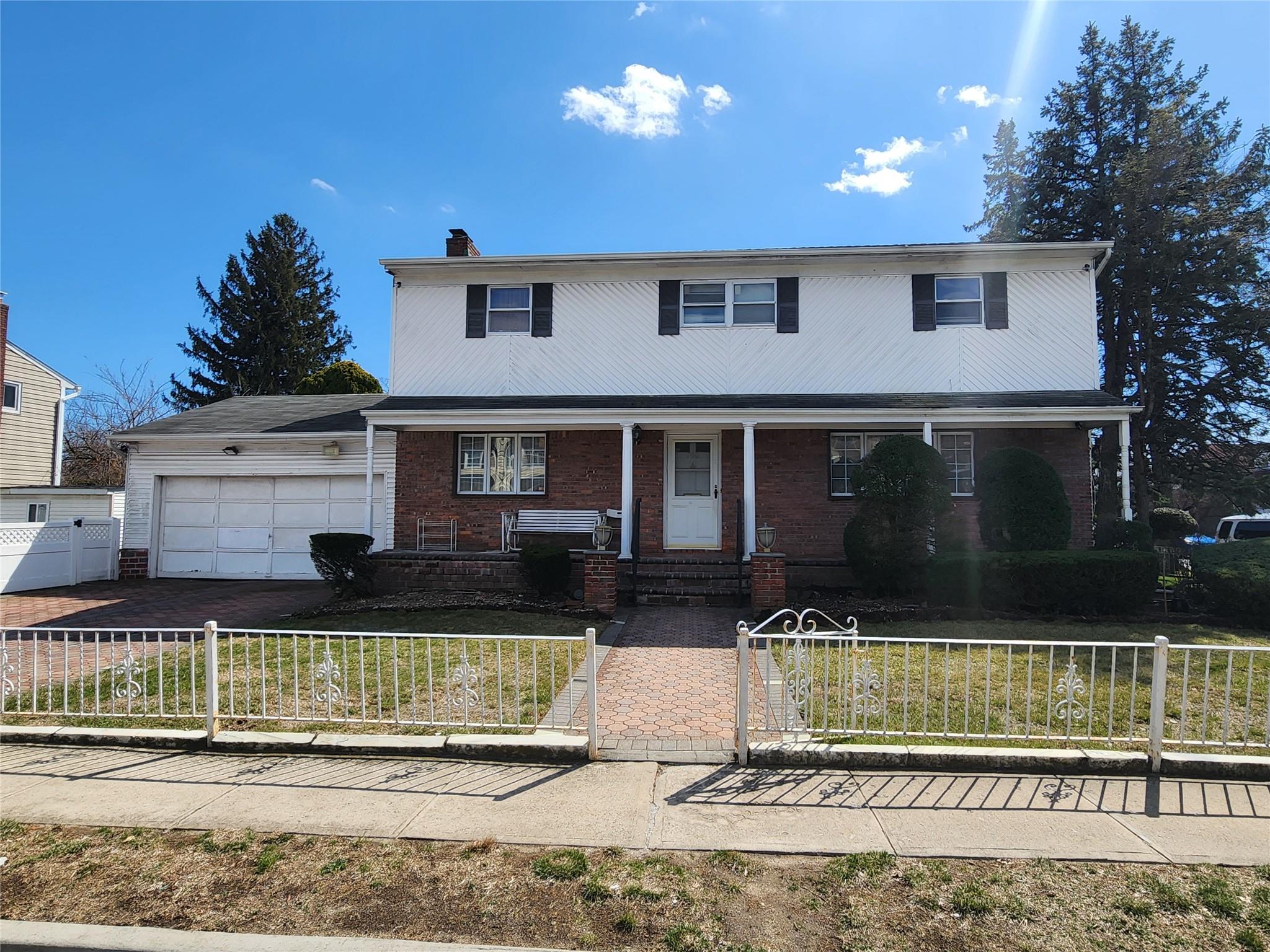 760 E Carl Avenue Property Photo