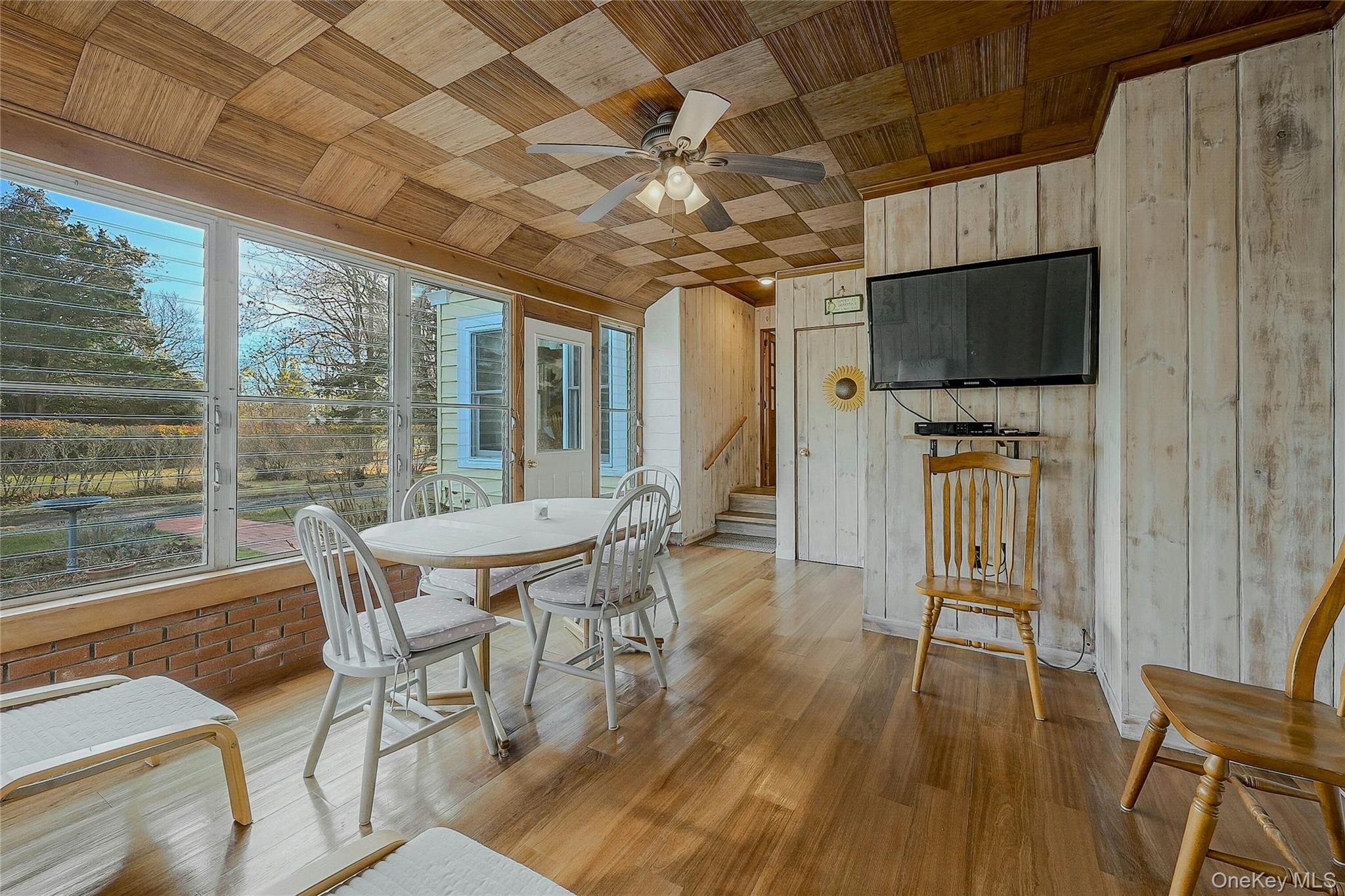 425 Old Shipyard Lane Property Photo 11
