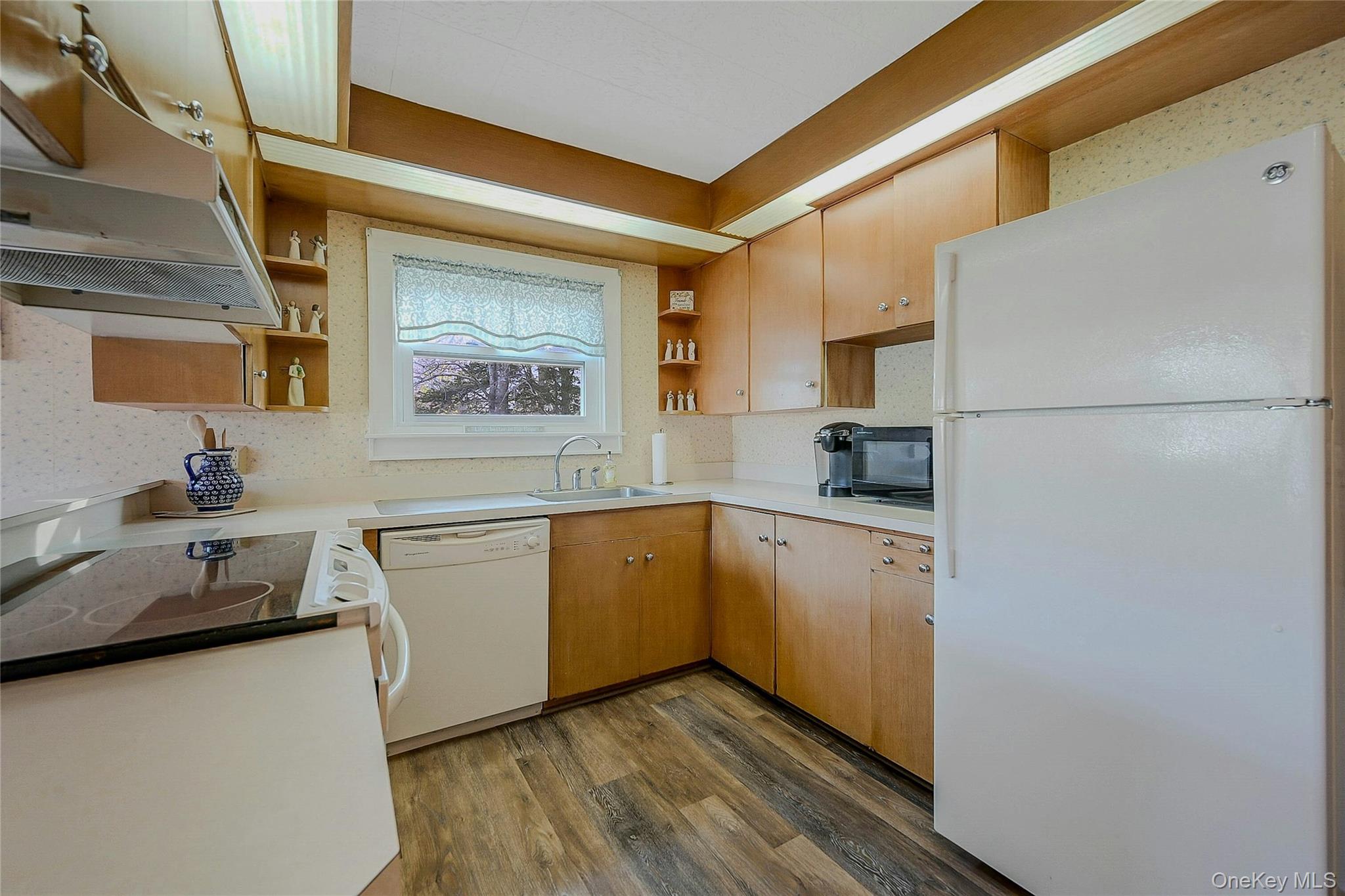 425 Old Shipyard Lane Property Photo 13