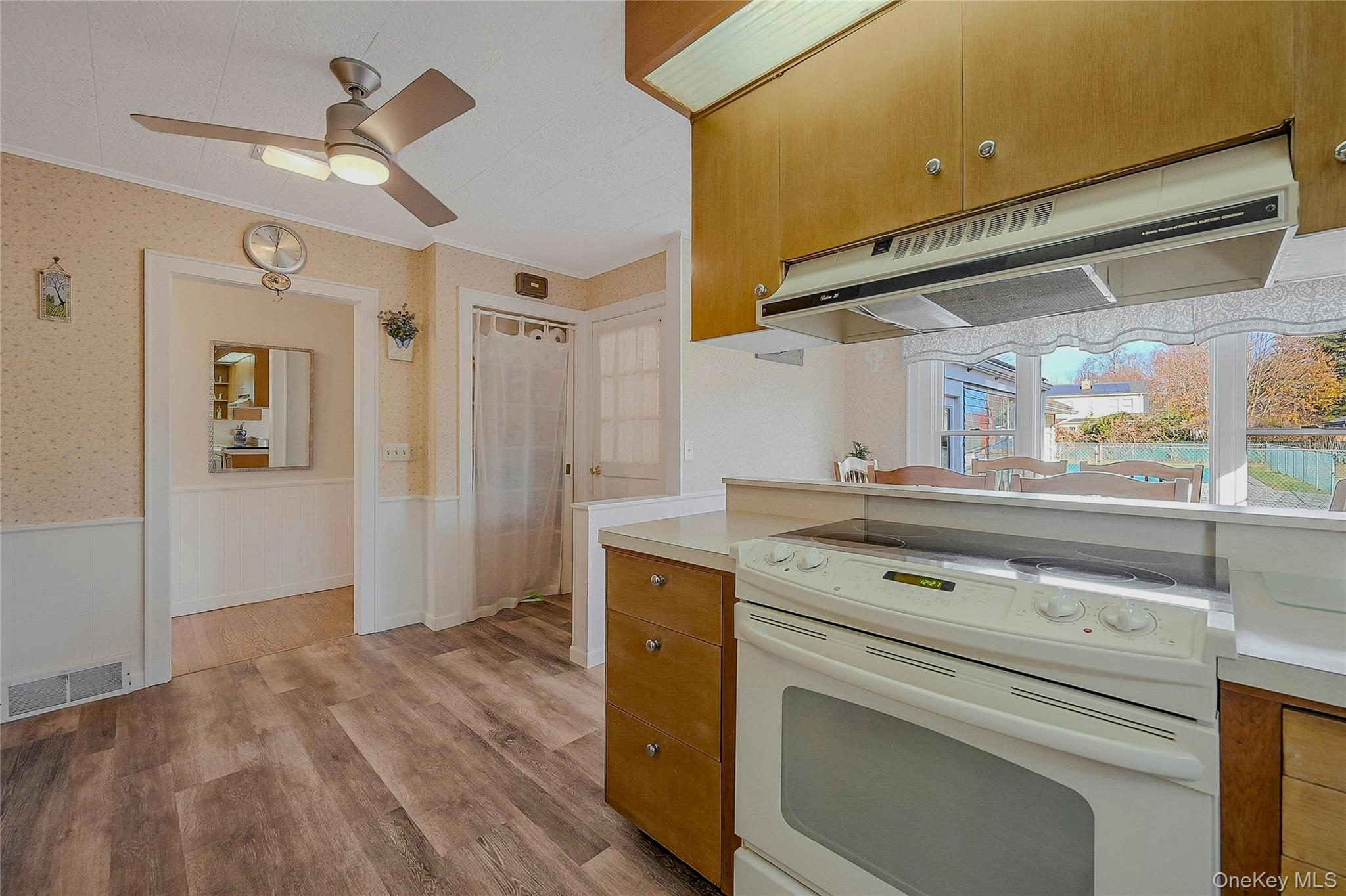 425 Old Shipyard Lane Property Photo 16