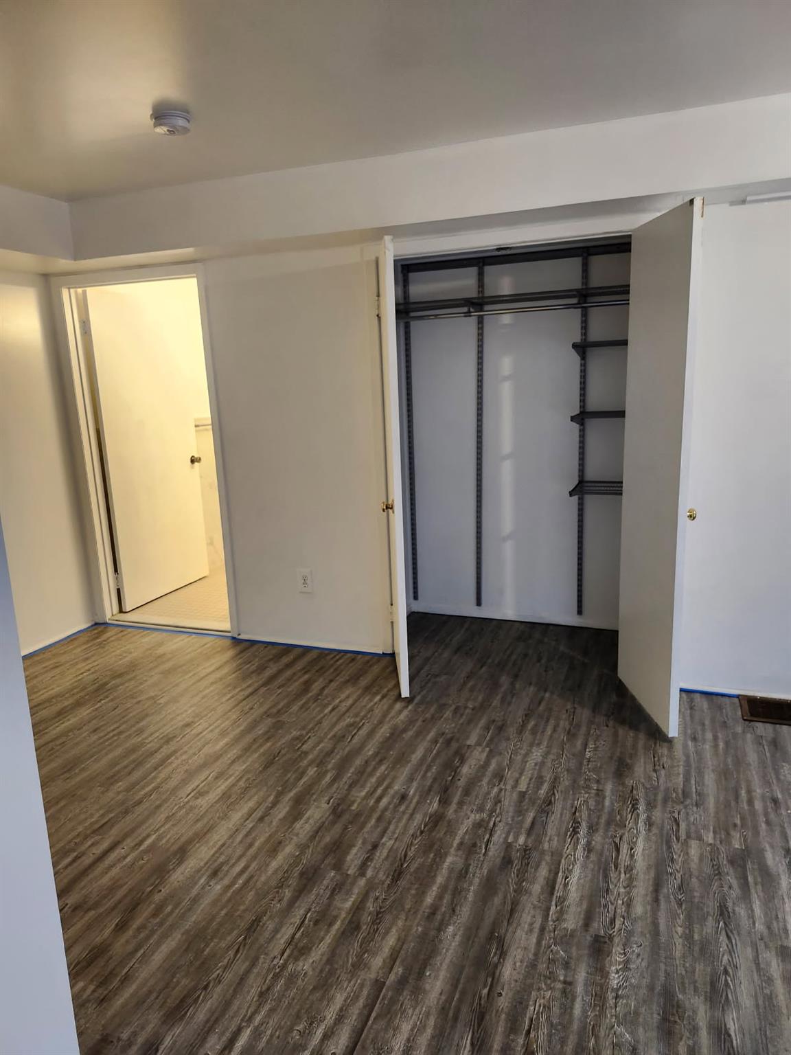 809 E 179th Street Property Photo