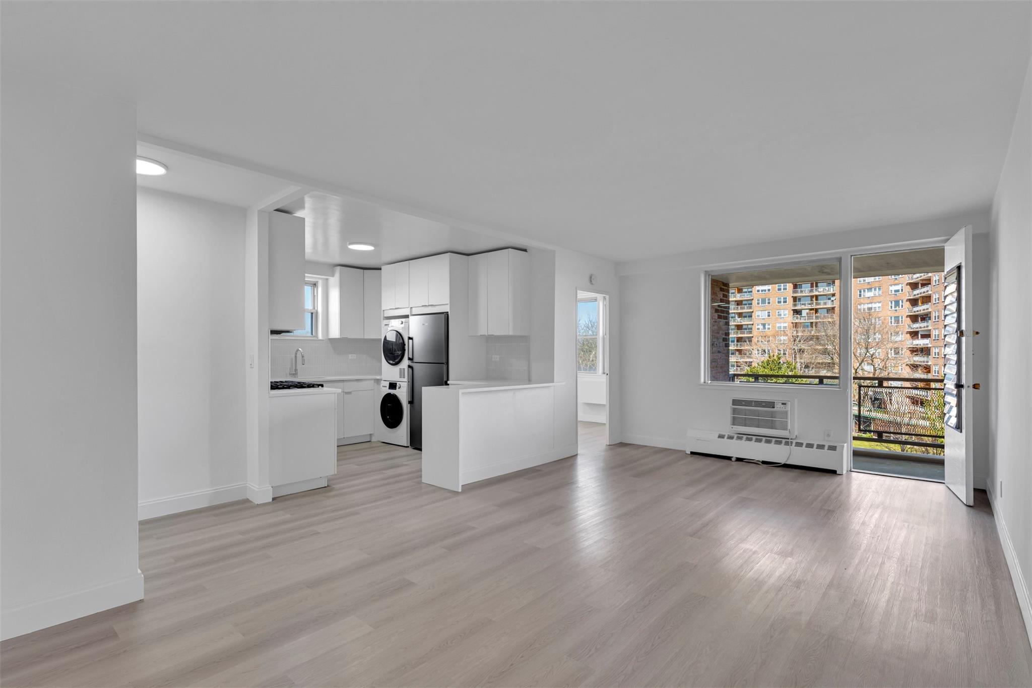 5700 Arlington Avenue 6v Property Photo