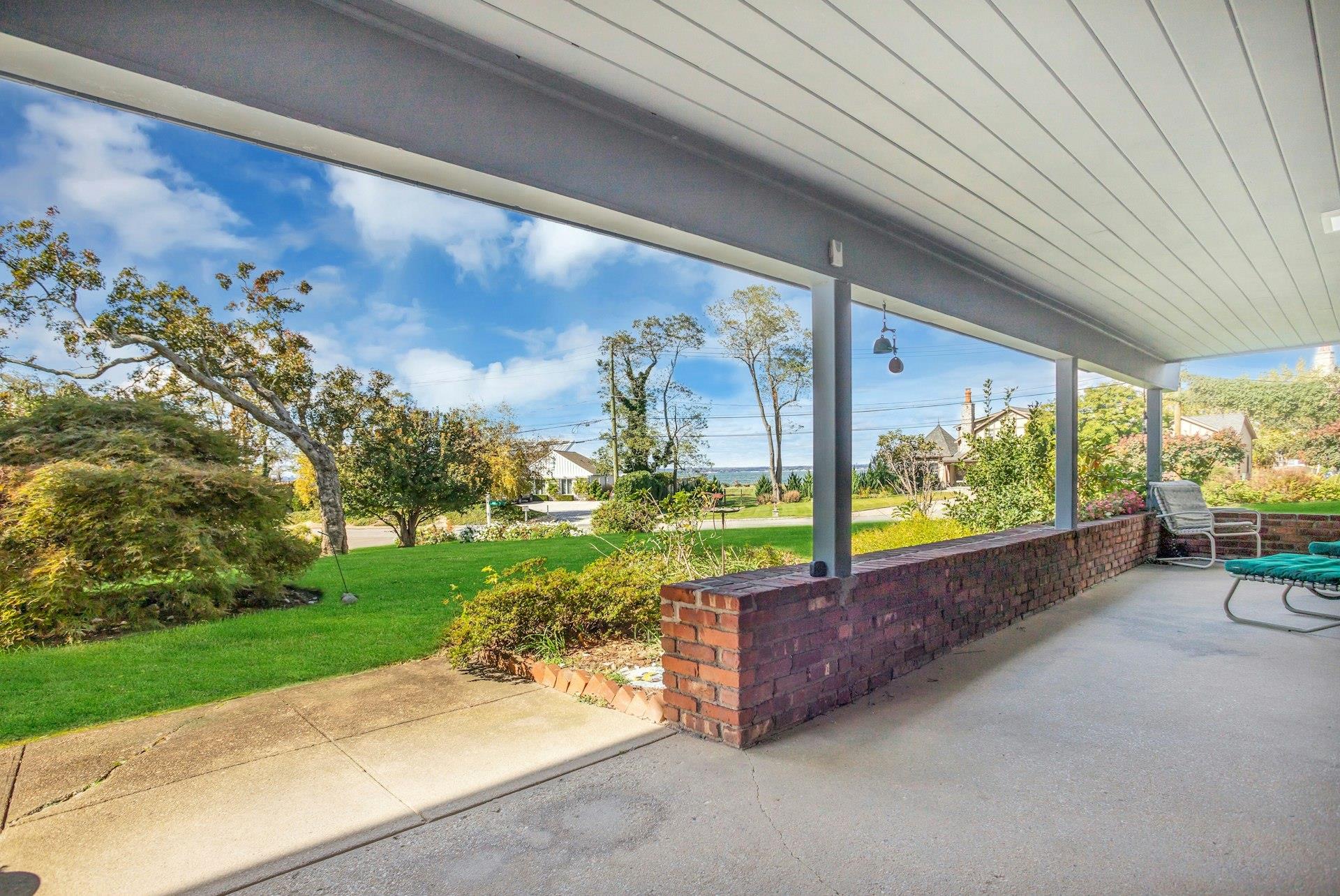 10 Shell Drive Property Photo 3