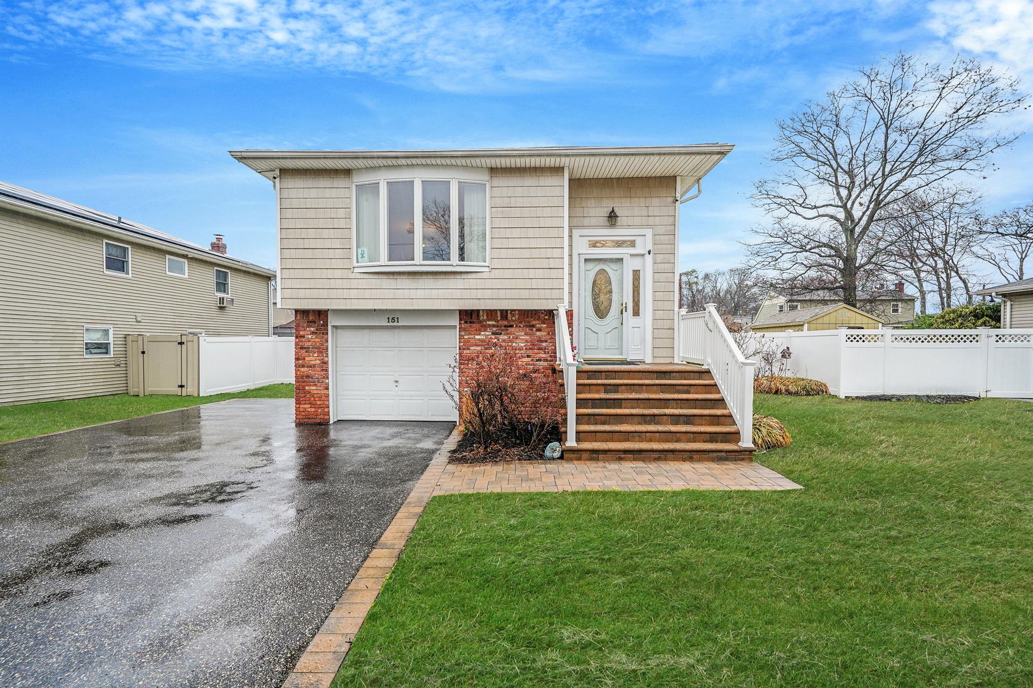151 Sotzen Avenue Property Photo