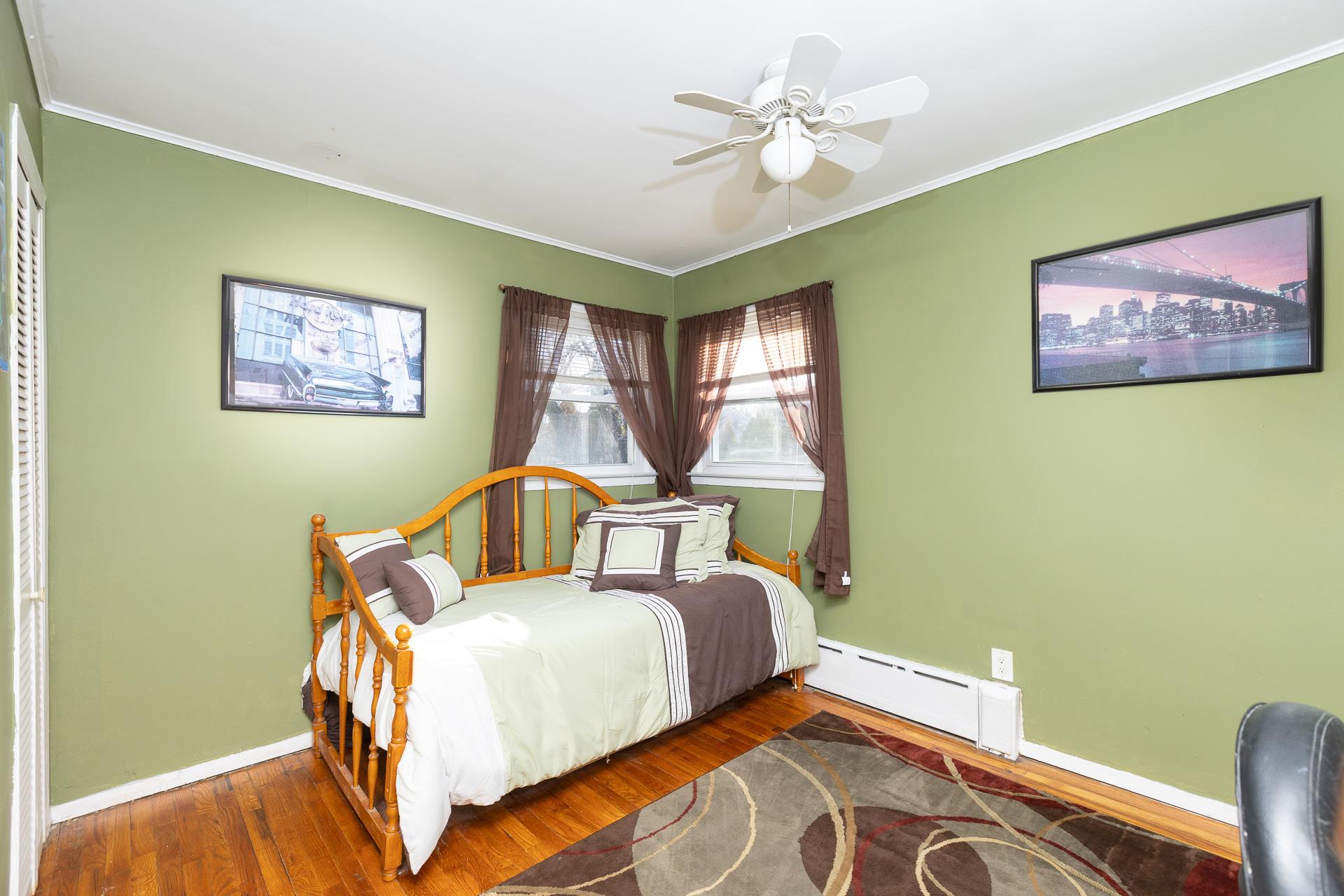 84 Riverside Avenue Property Photo 14