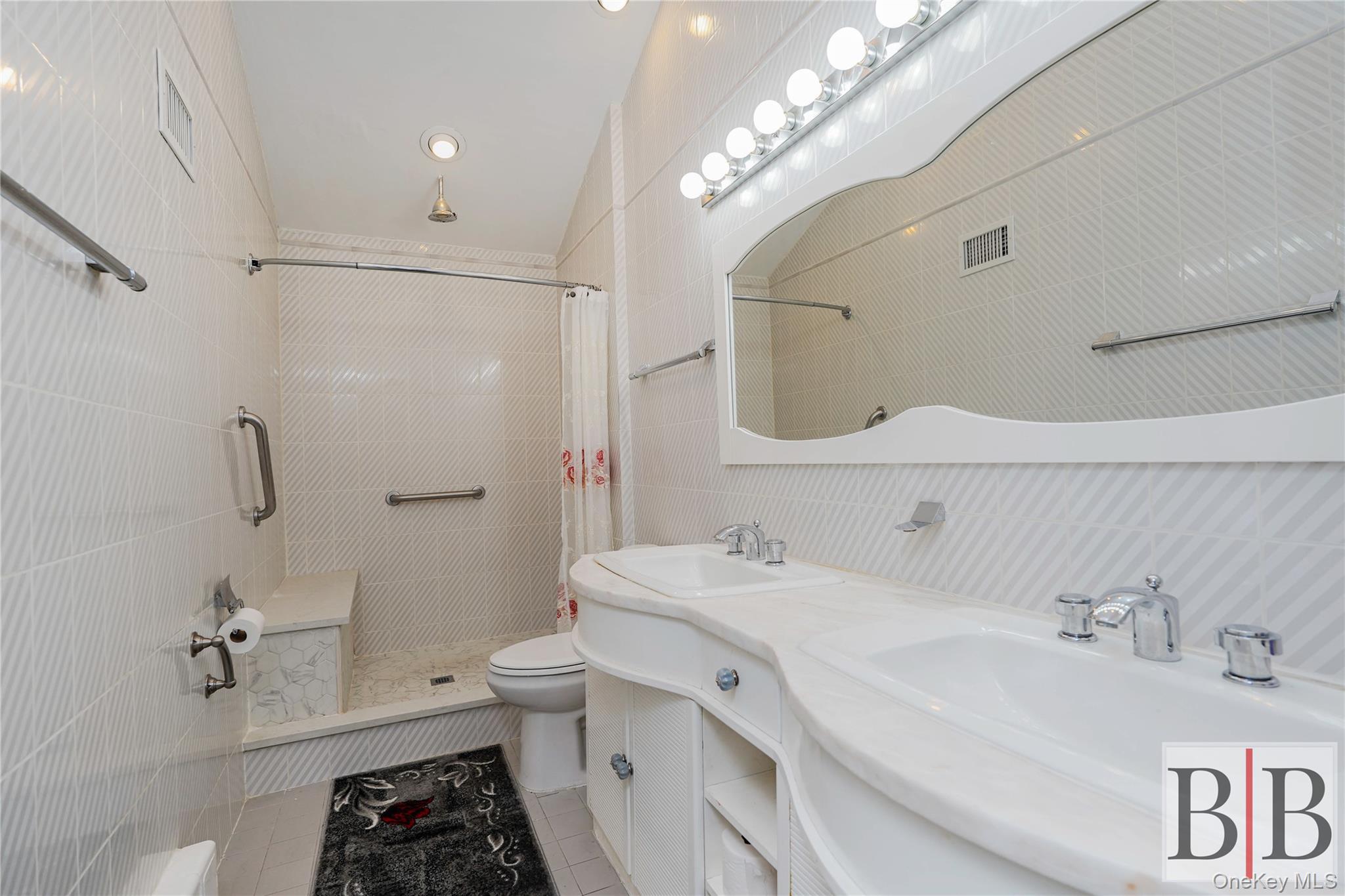 2394 National Drive Property Photo 25