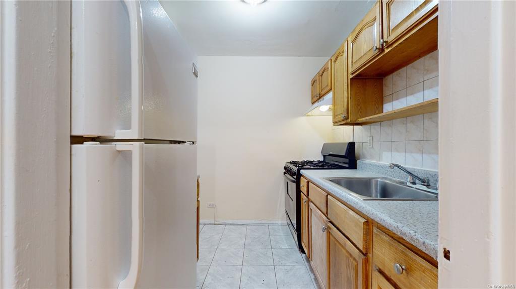 88-10 35th Avenue 2d Property Photo