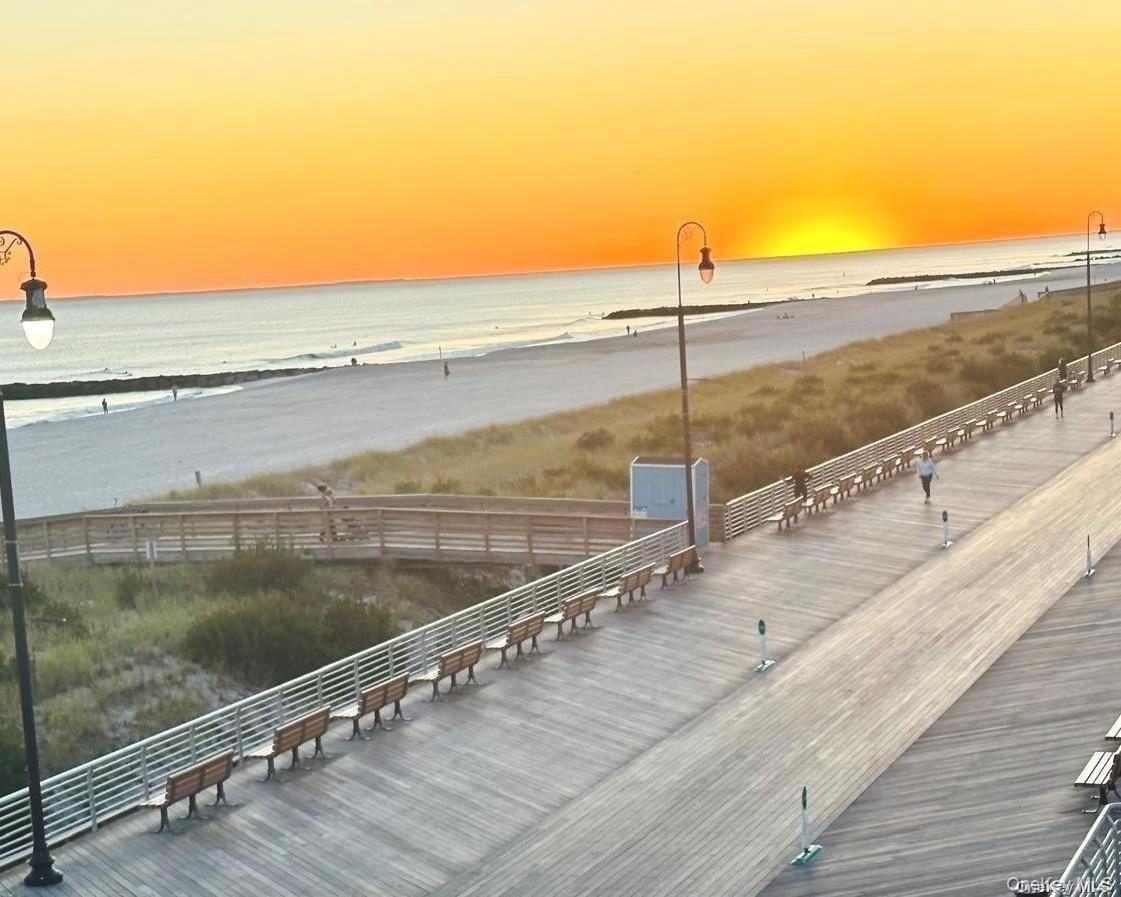 170 W Broadway 4e Property Photo 2