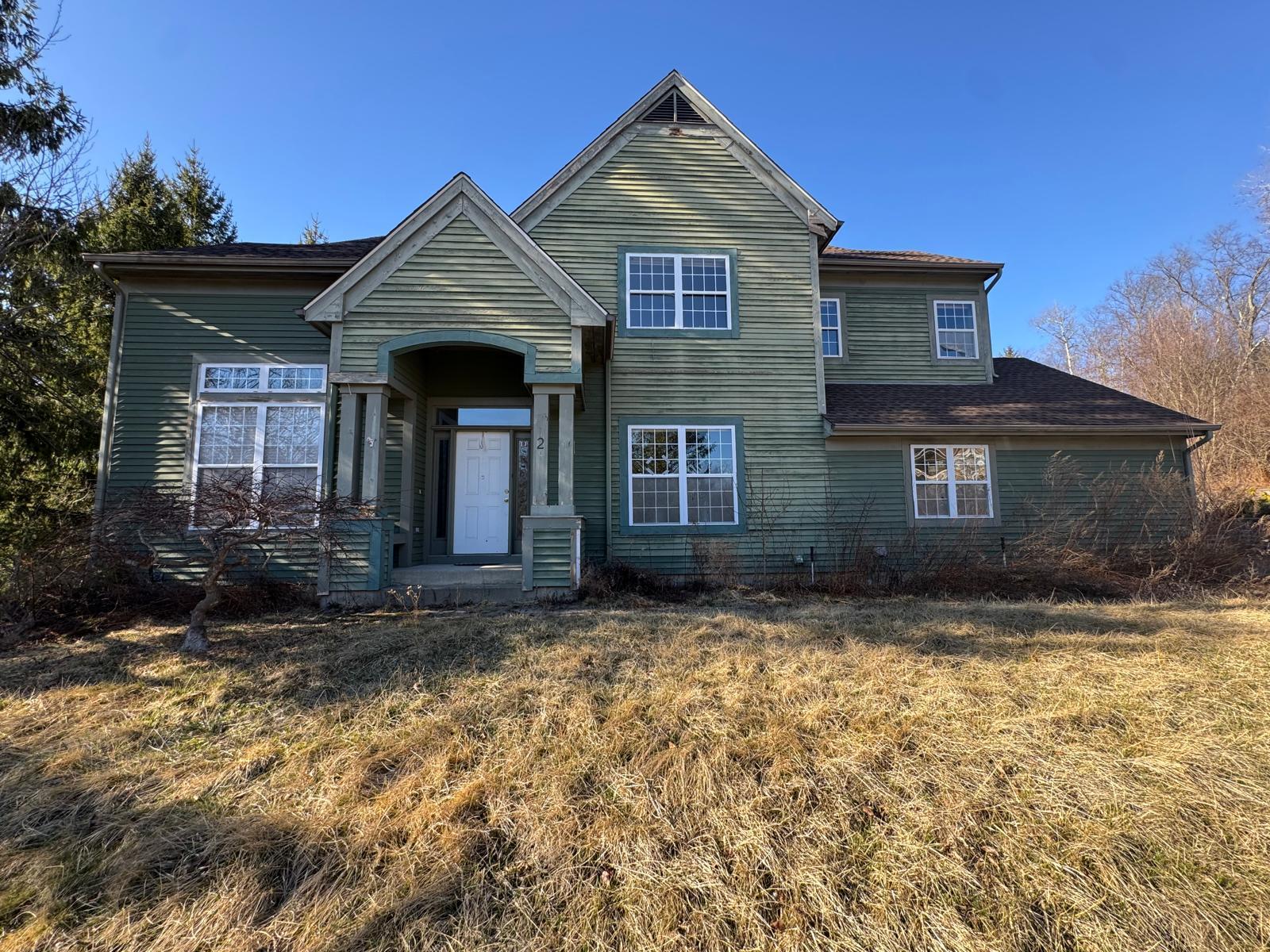2 Bridle Way Property Photo