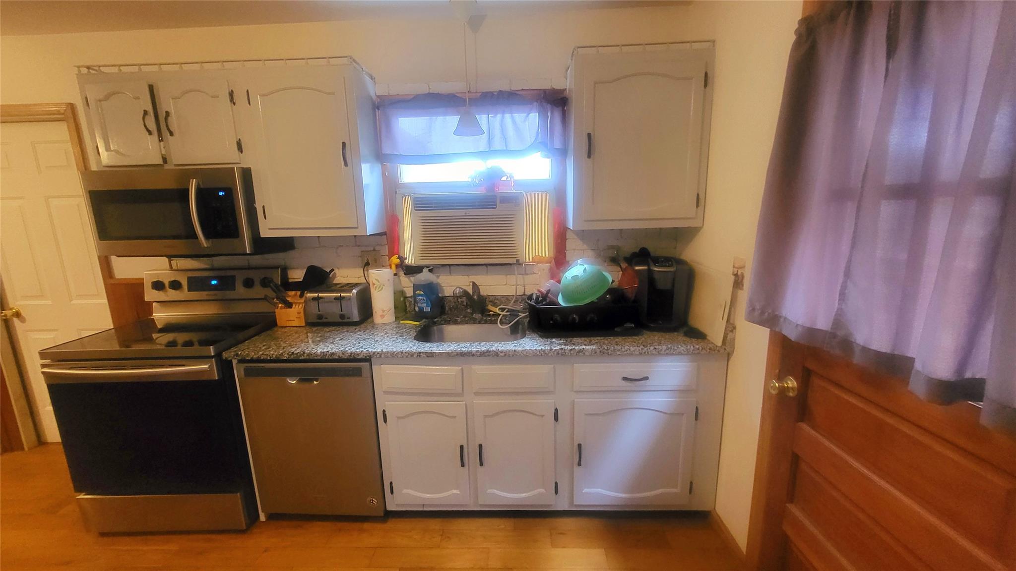 9 Louise Drive Property Photo 7