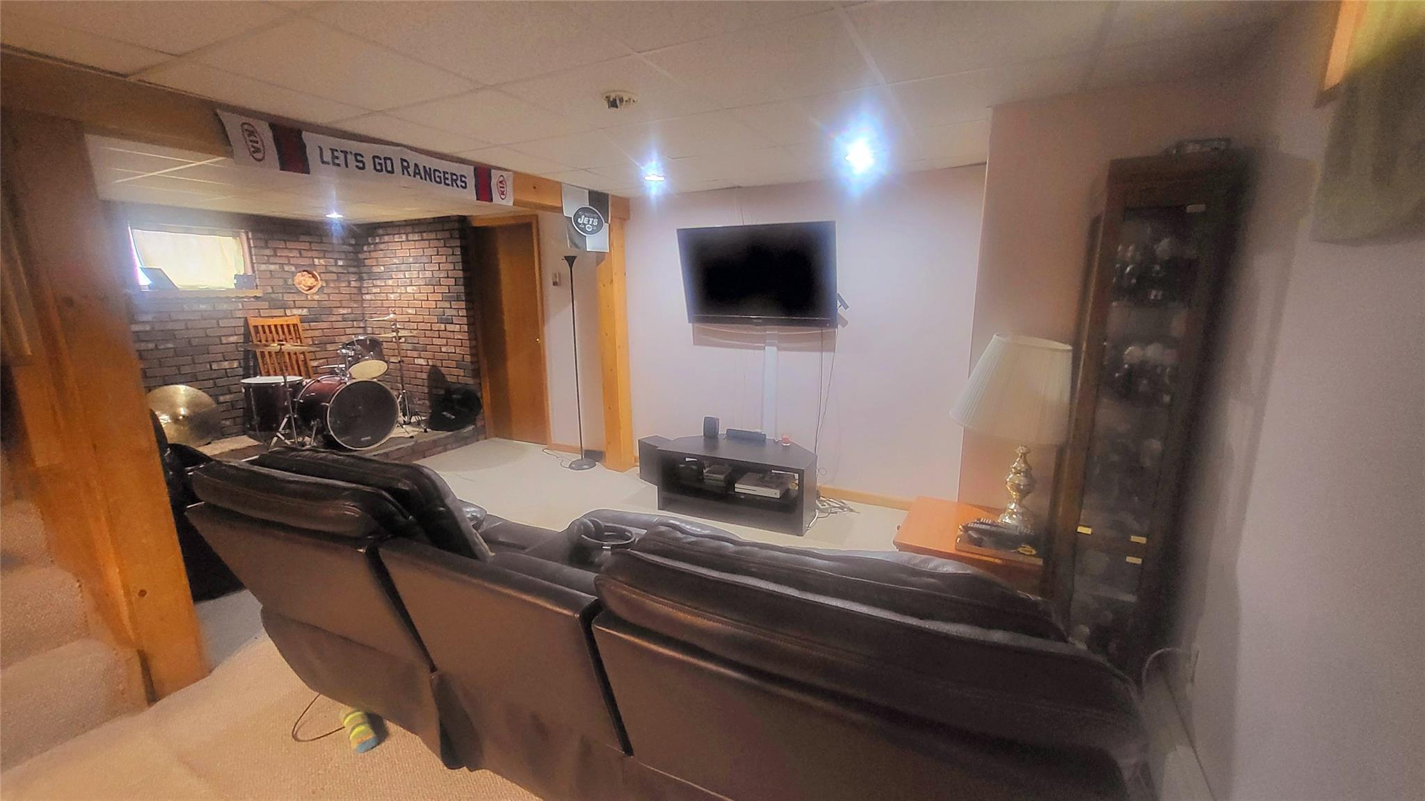 9 Louise Drive Property Photo 13