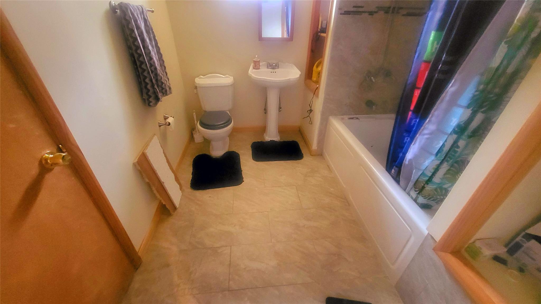 9 Louise Drive Property Photo 18