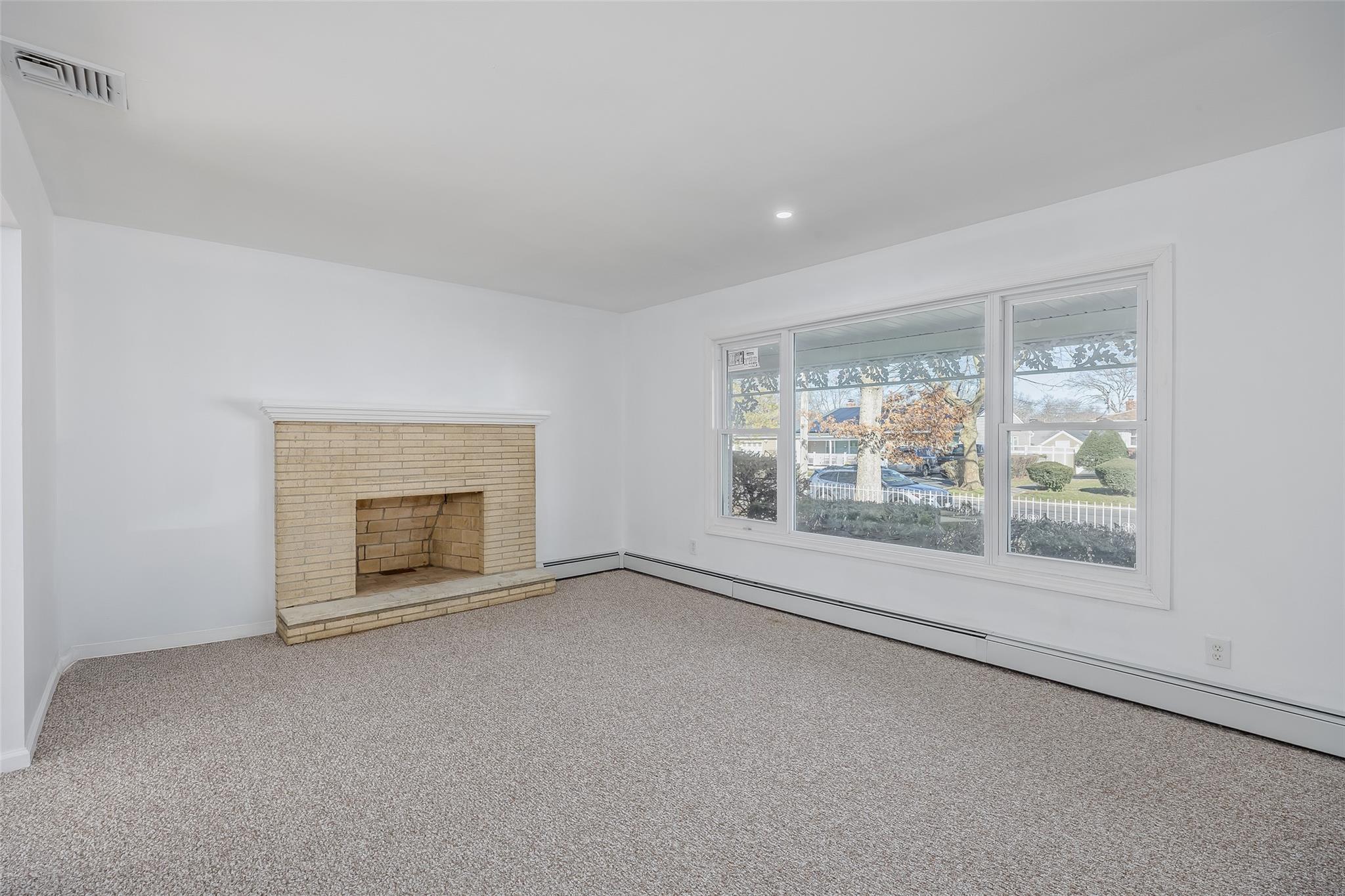 340 Westchester Avenue Property Photo 5