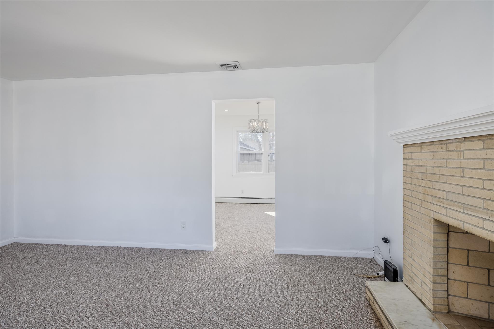 340 Westchester Avenue Property Photo 7
