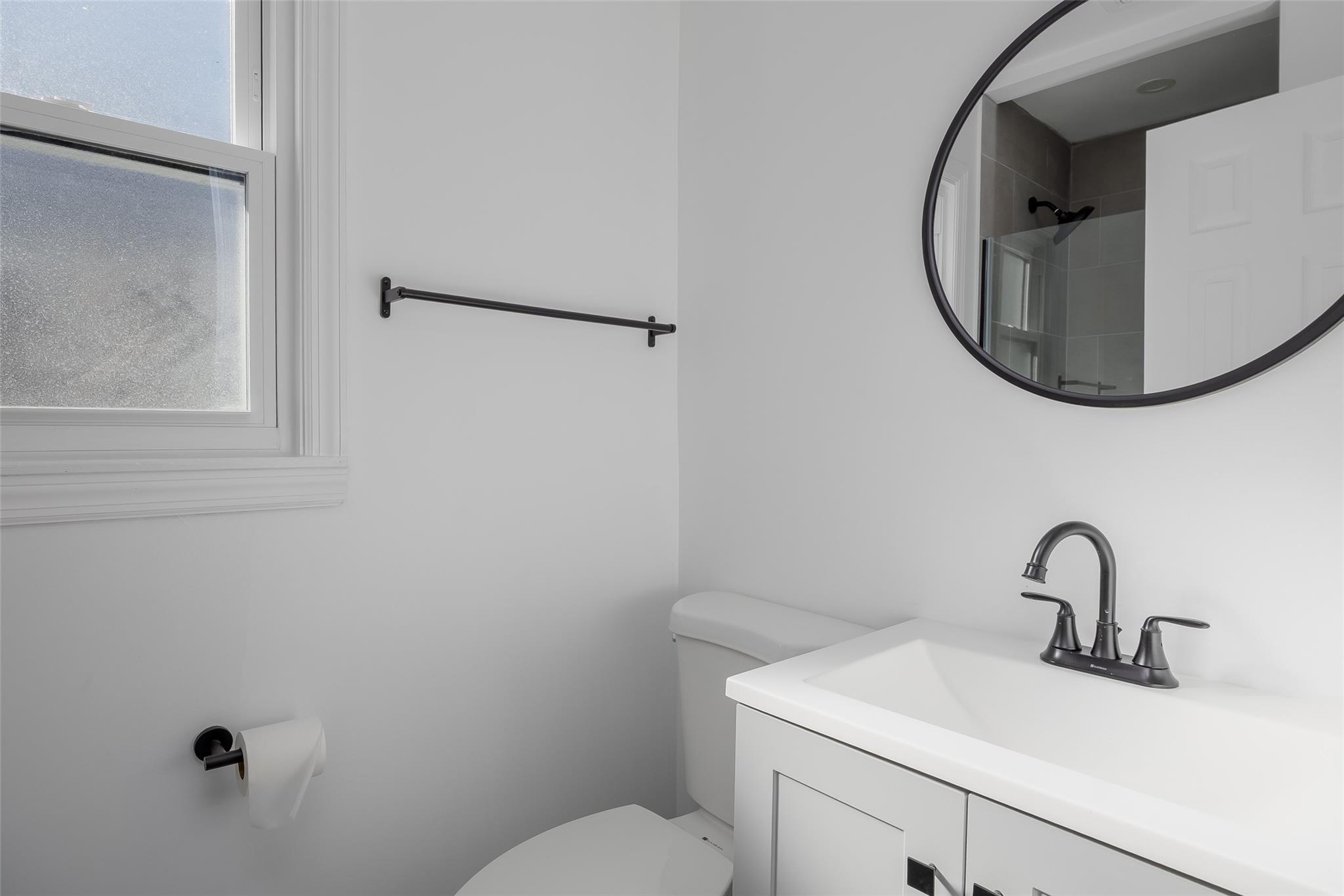 340 Westchester Avenue Property Photo 19