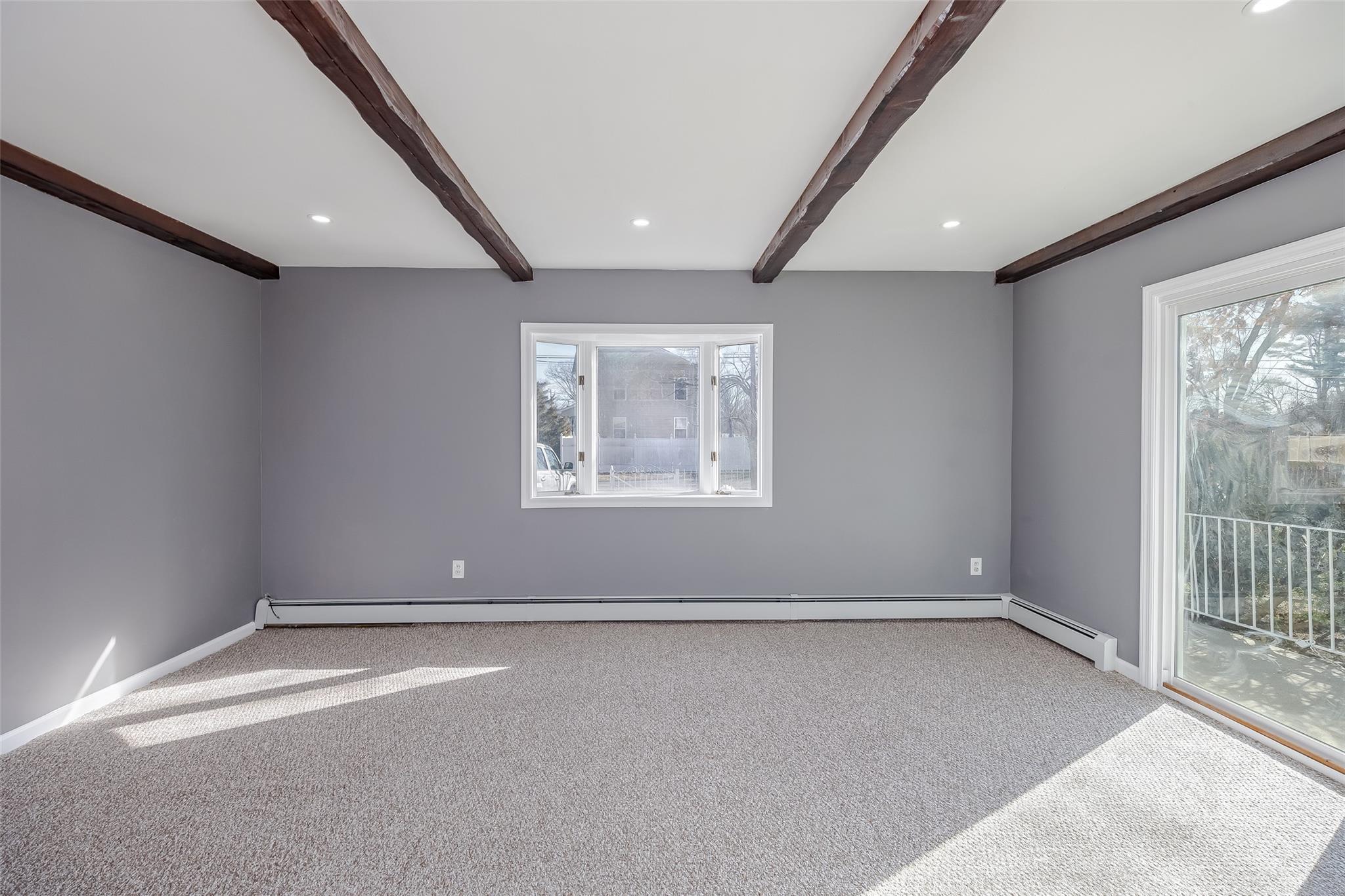 340 Westchester Avenue Property Photo 23