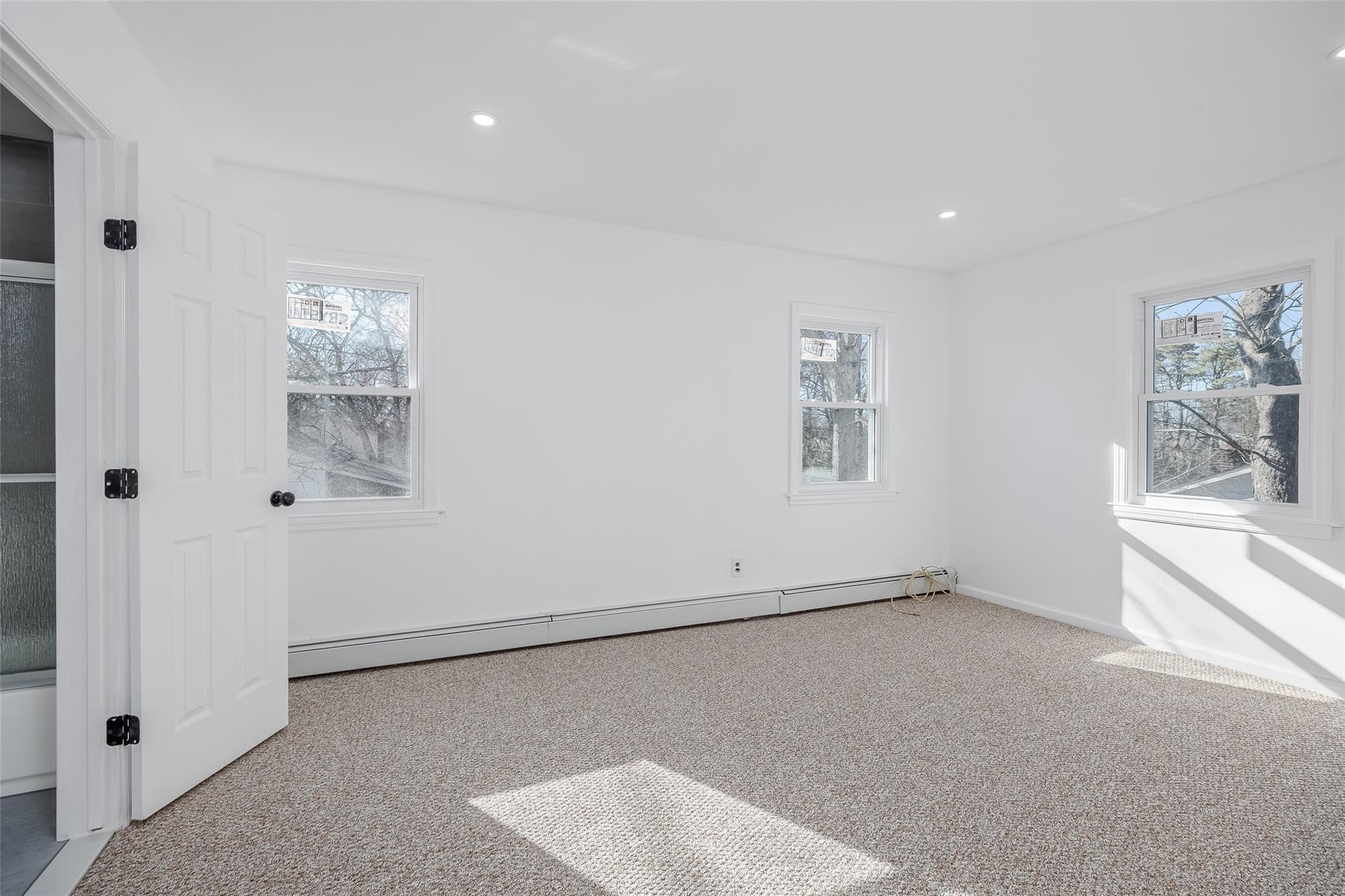 340 Westchester Avenue Property Photo 28