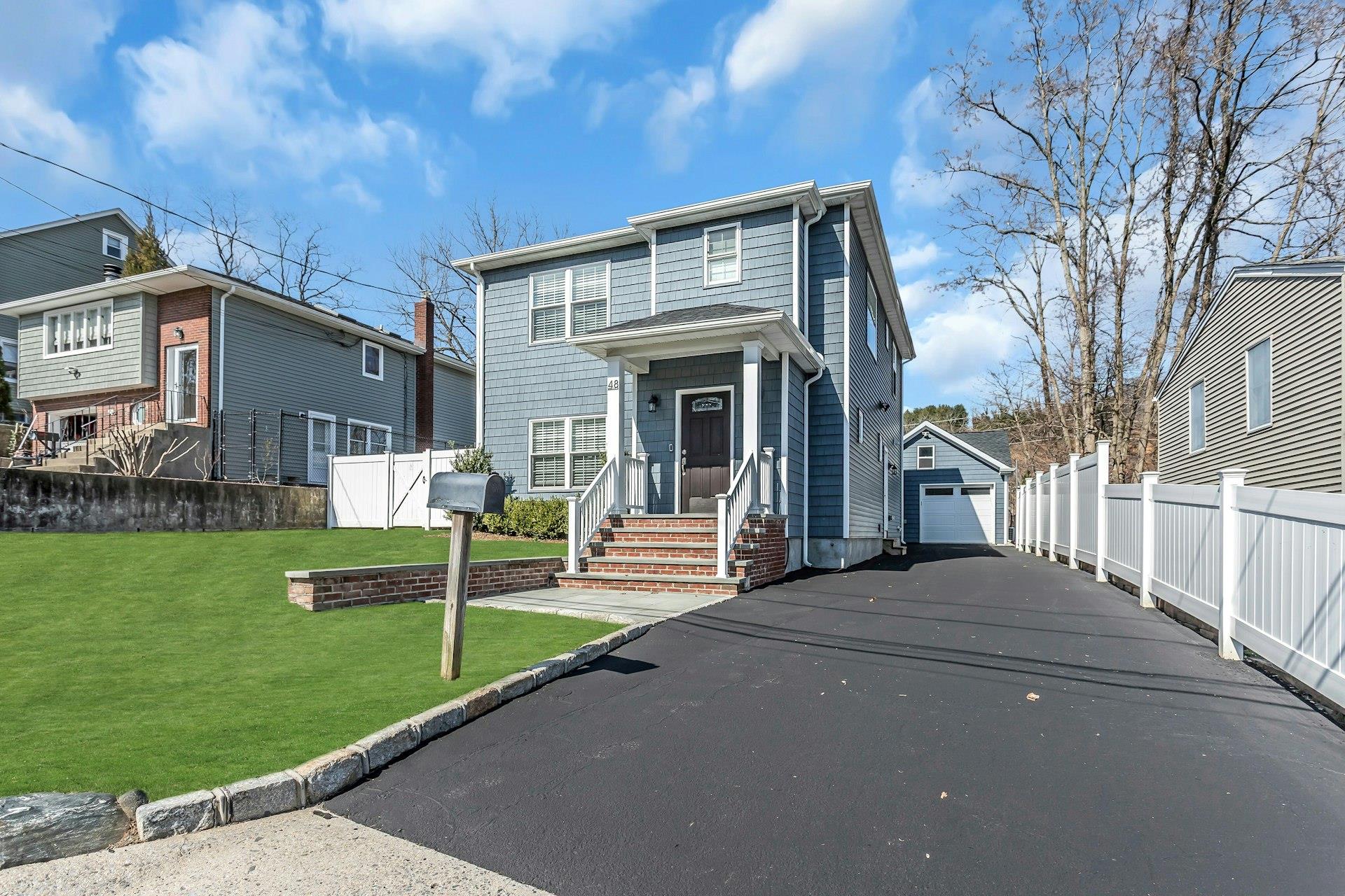 48 Park Avenue Property Photo