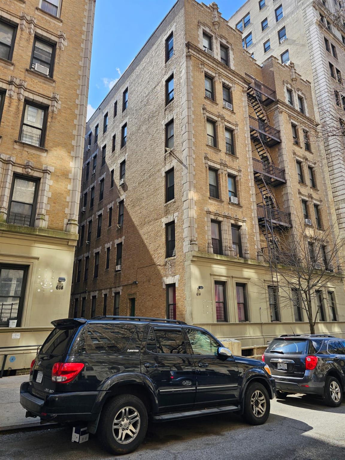 000000000000000 Real Estate Listings Main Image