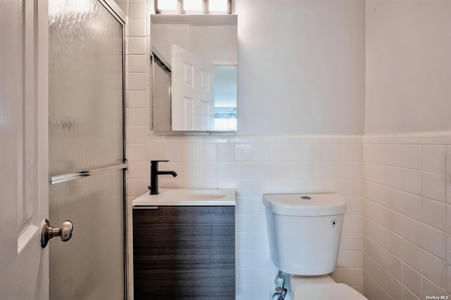 18-15 215th Street 1p Property Photo 12