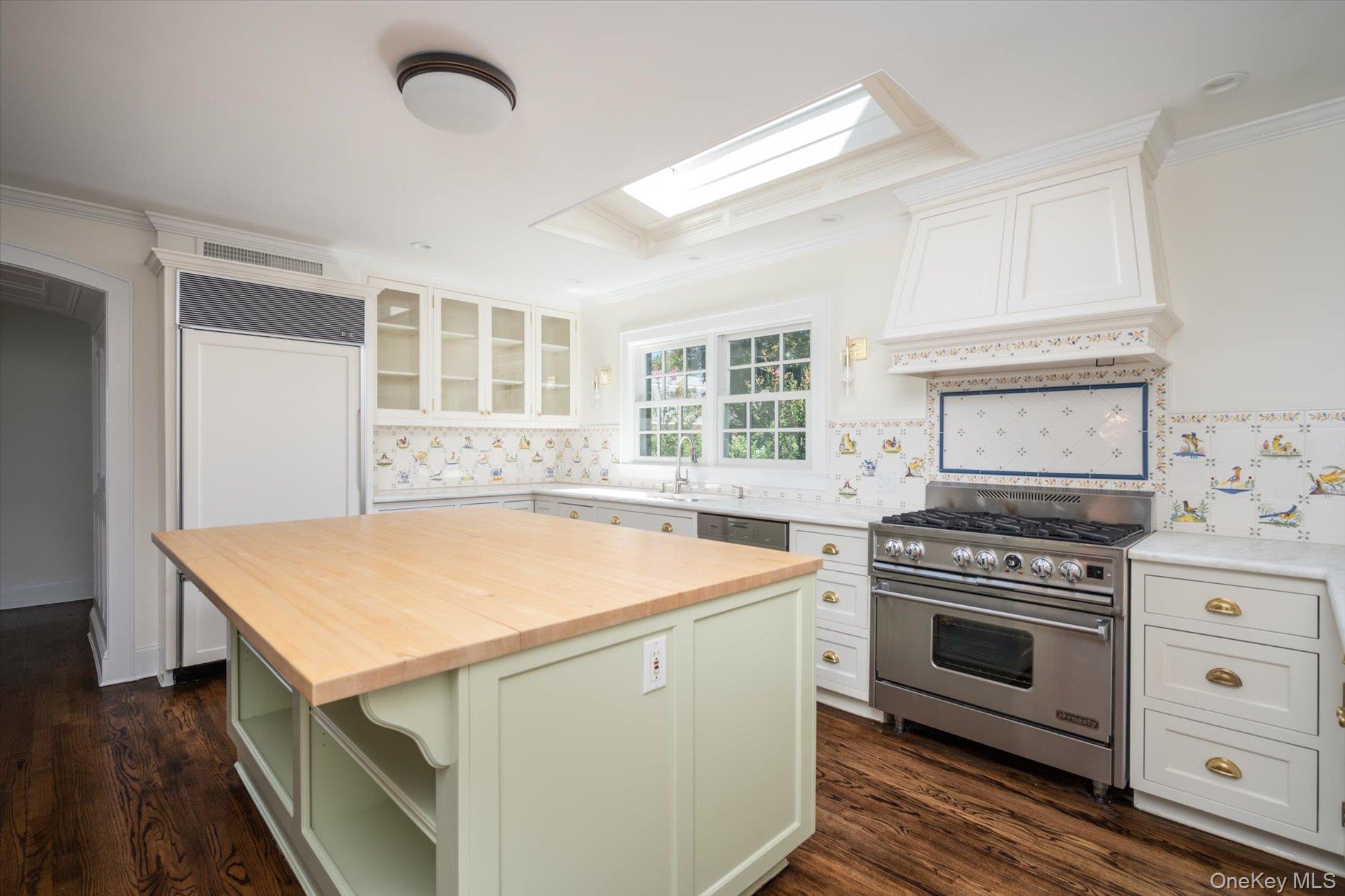 67 3rd Street Property Photo 14
