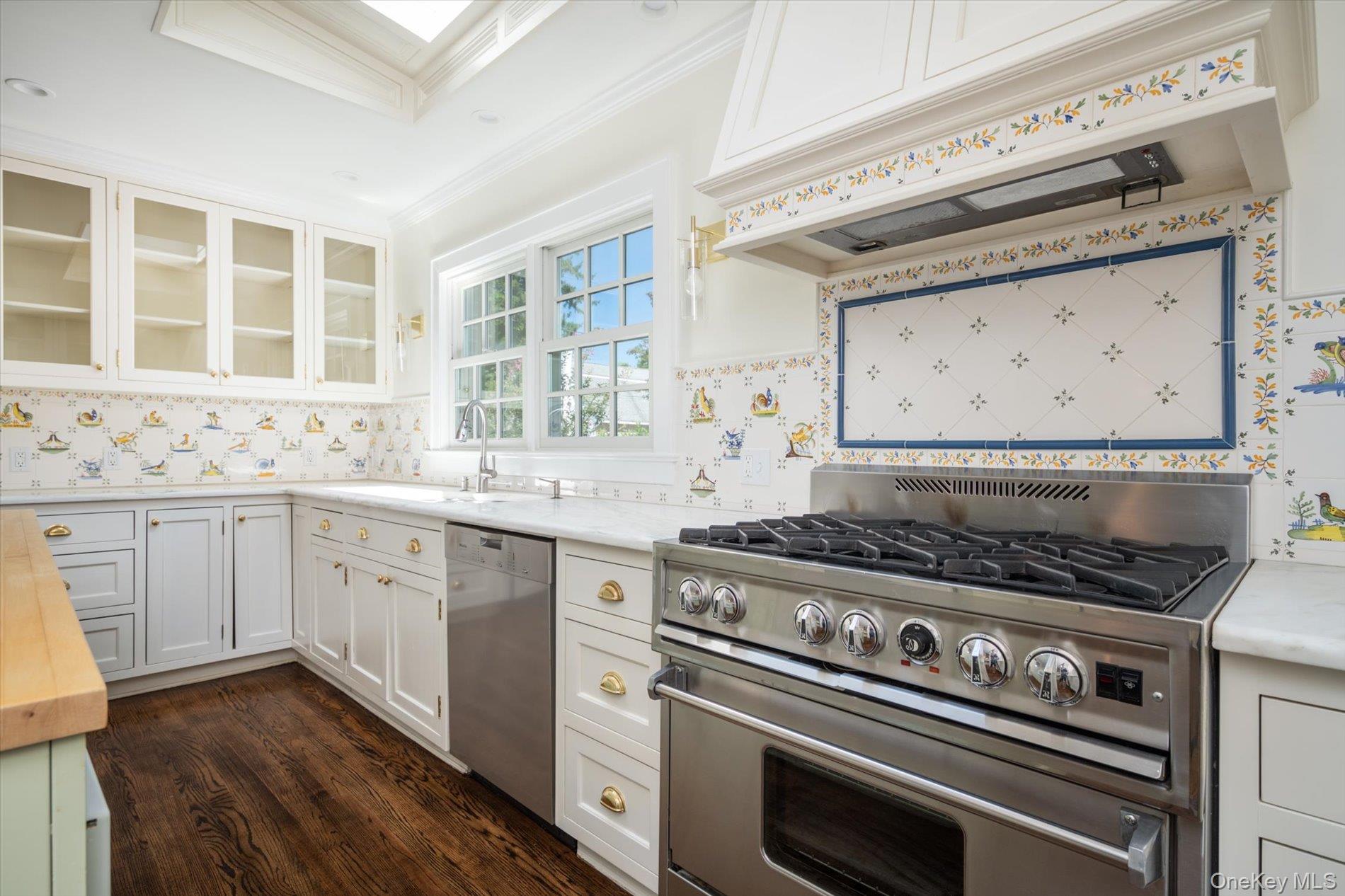 67 3rd Street Property Photo 16