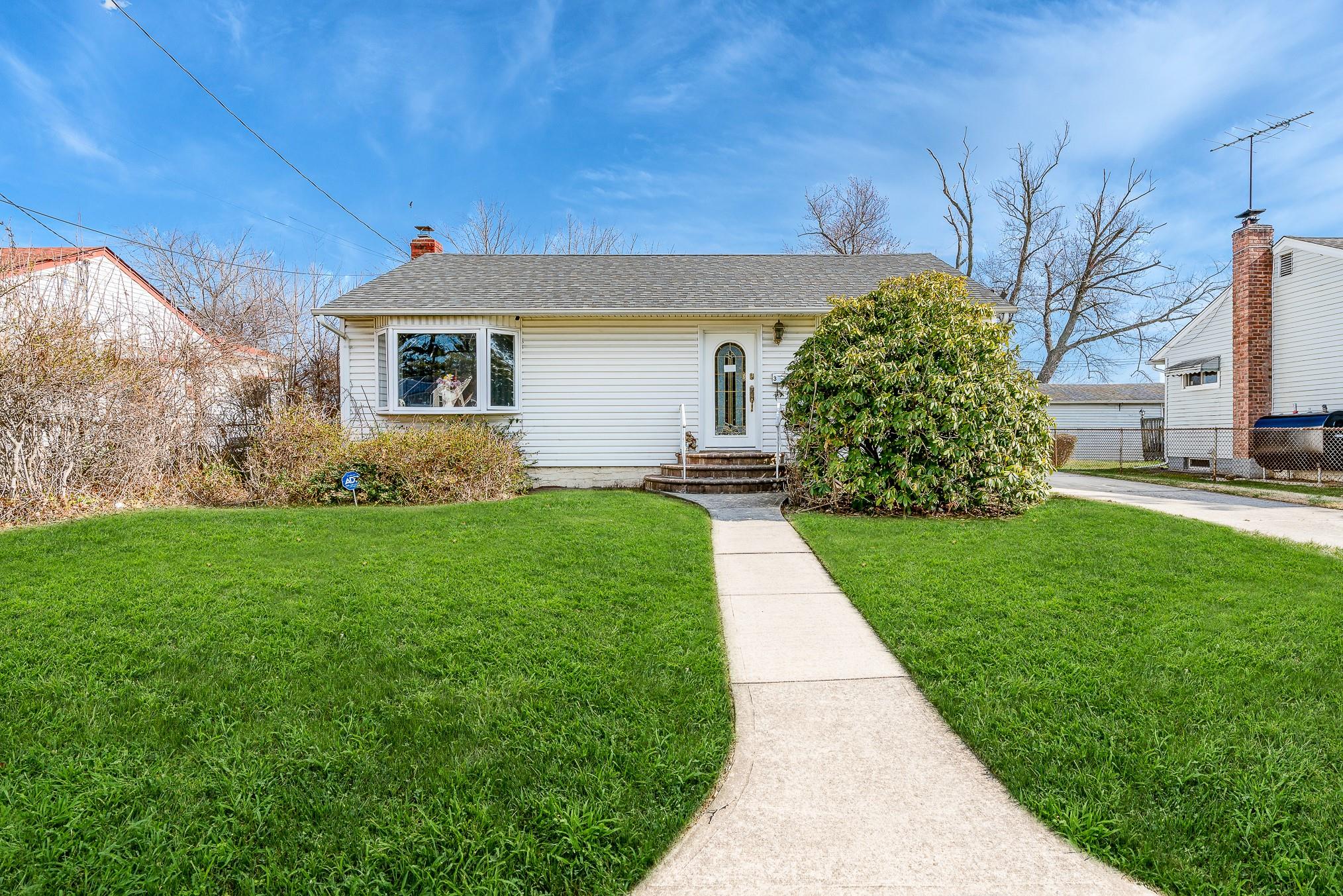 3 Beta Drive Property Photo