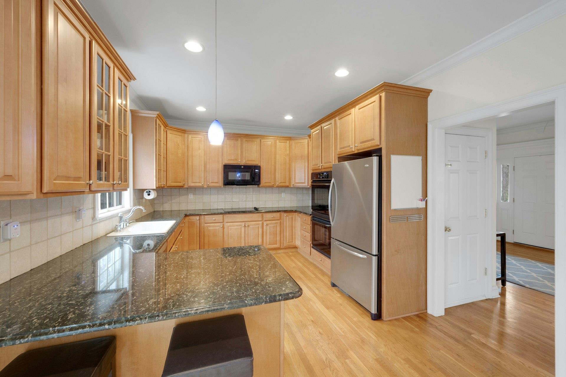 13 Laurie Lane Property Photo 10