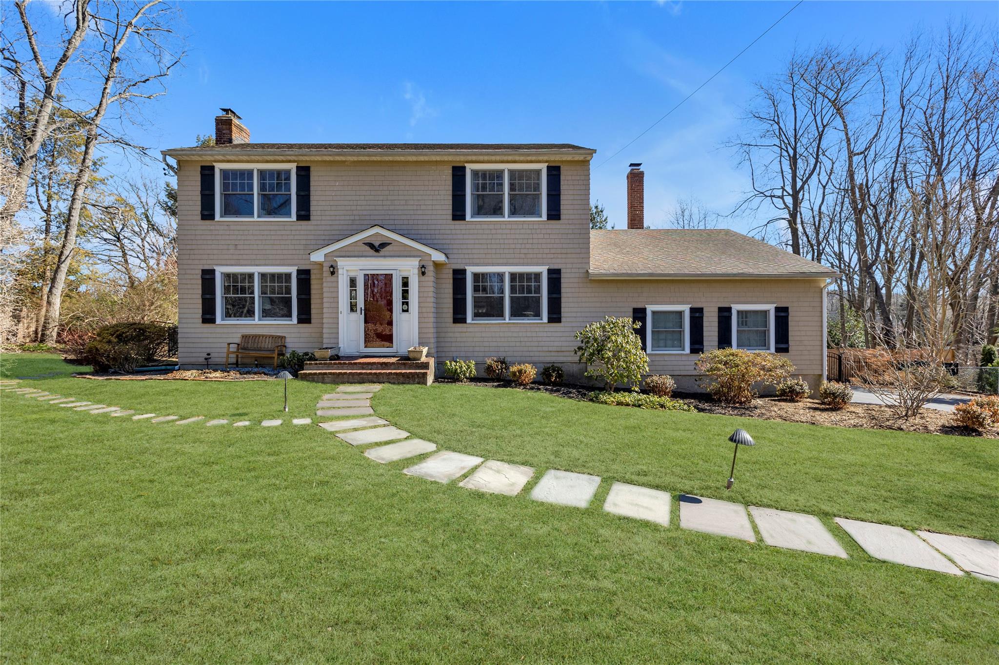 18 Mill Pond Lane Property Photo