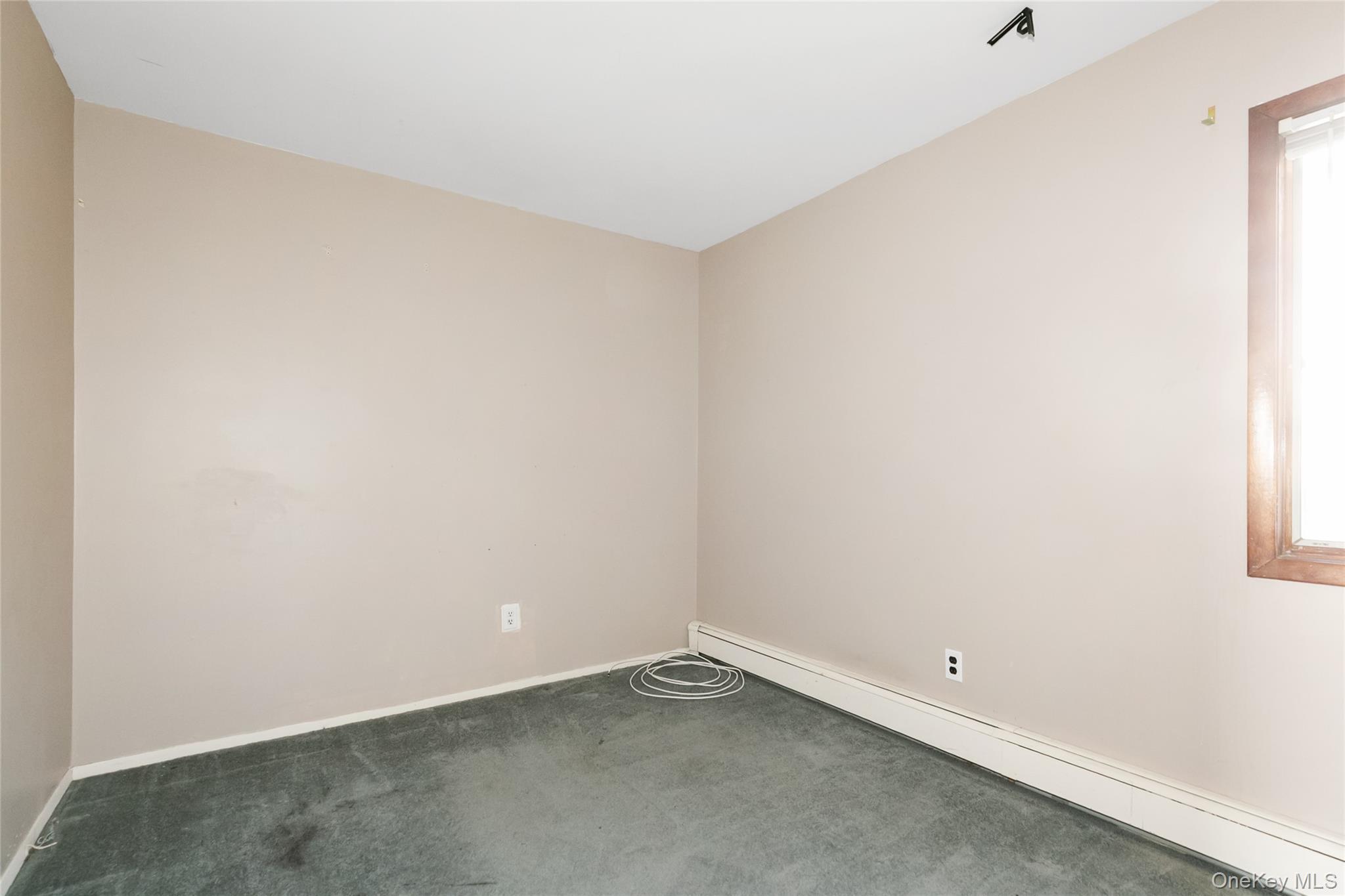 254 N Richmond Avenue Property Photo 11