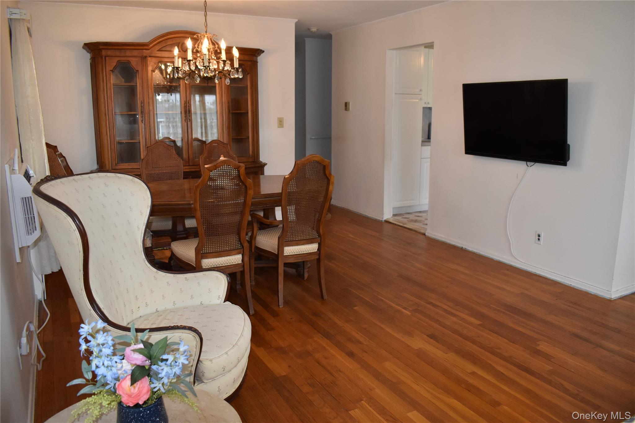 254 N Richmond Avenue Property Photo 21