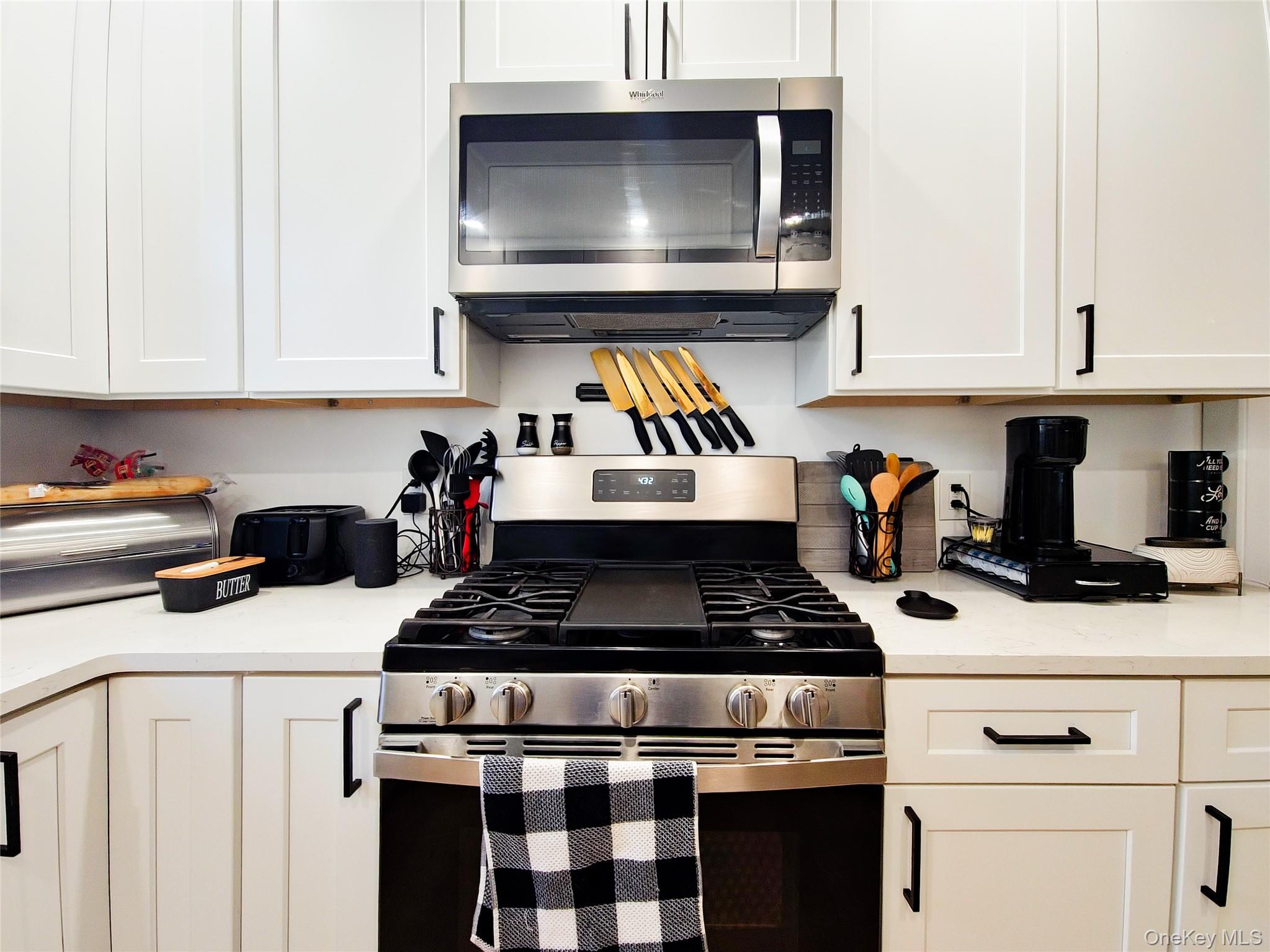 40 Fairview Avenue Property Photo 6