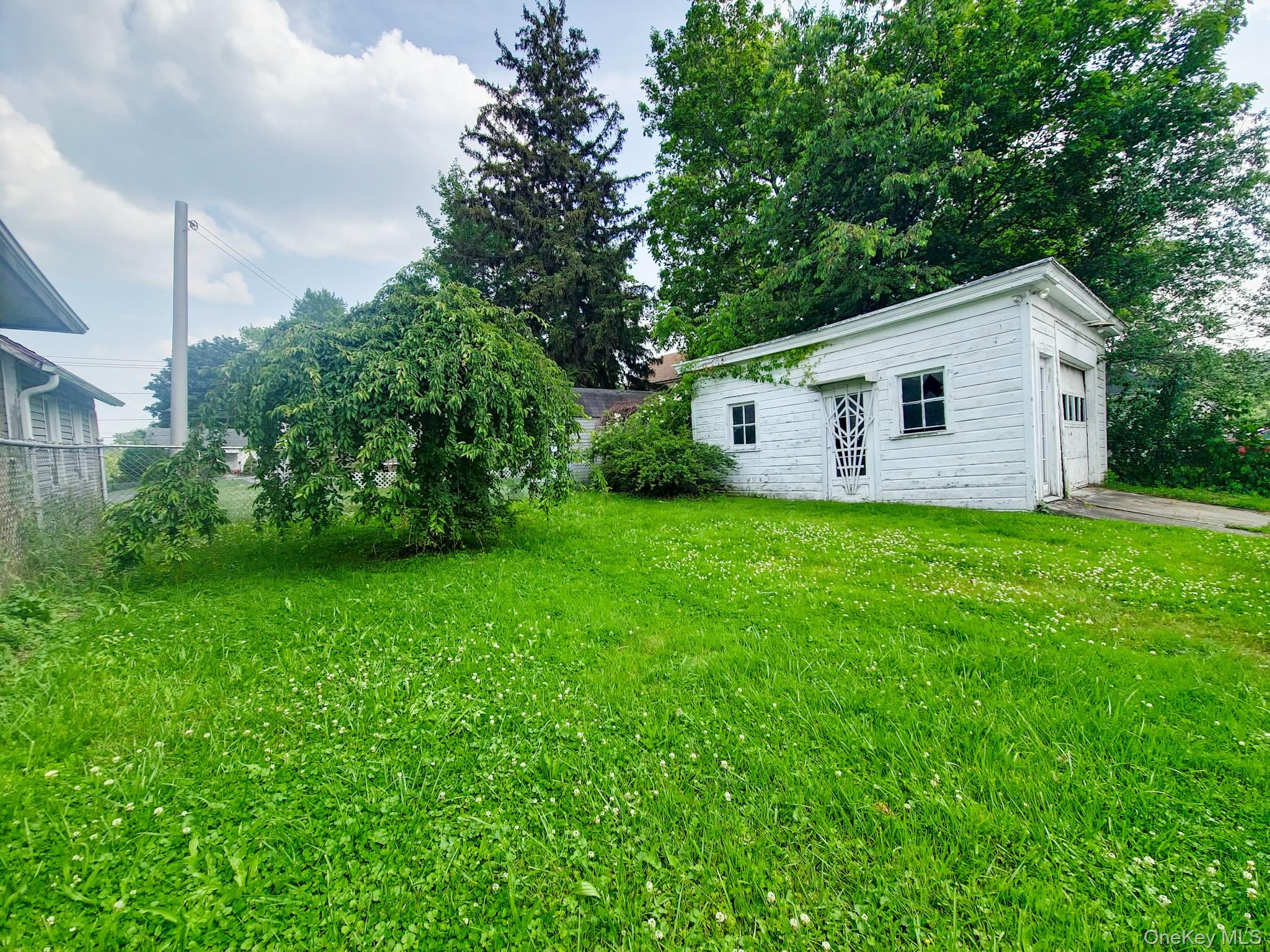 40 Fairview Avenue Property Photo 19