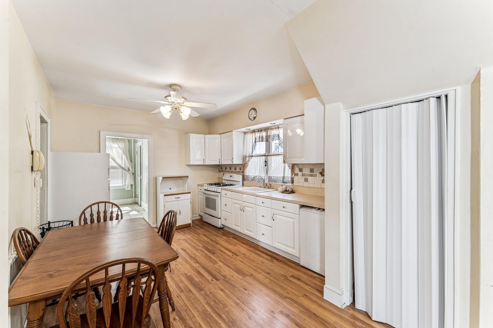 219 Atlantic Avenue Property Photo 3
