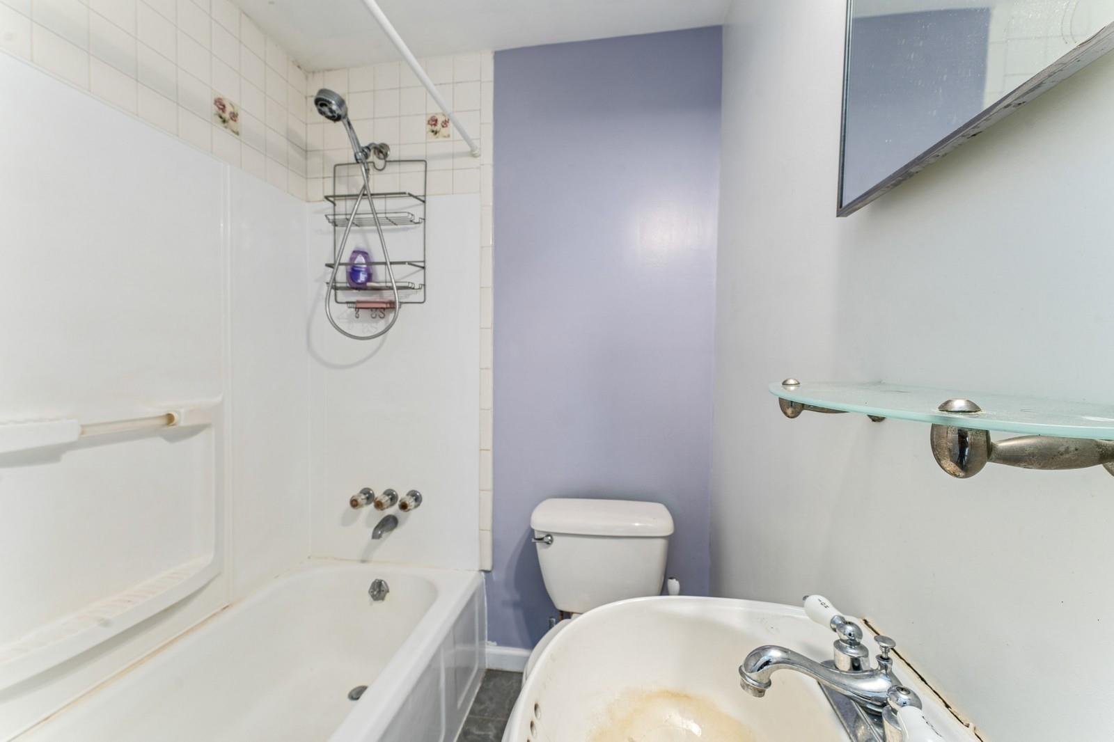 219 Atlantic Avenue Property Photo 7