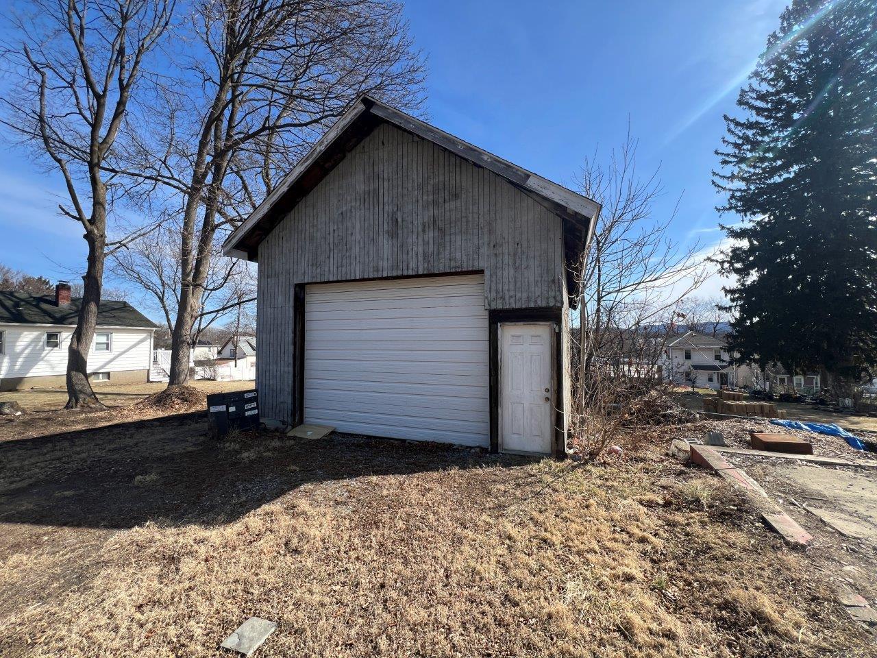 85 Fowler Avenue Property Photo 4