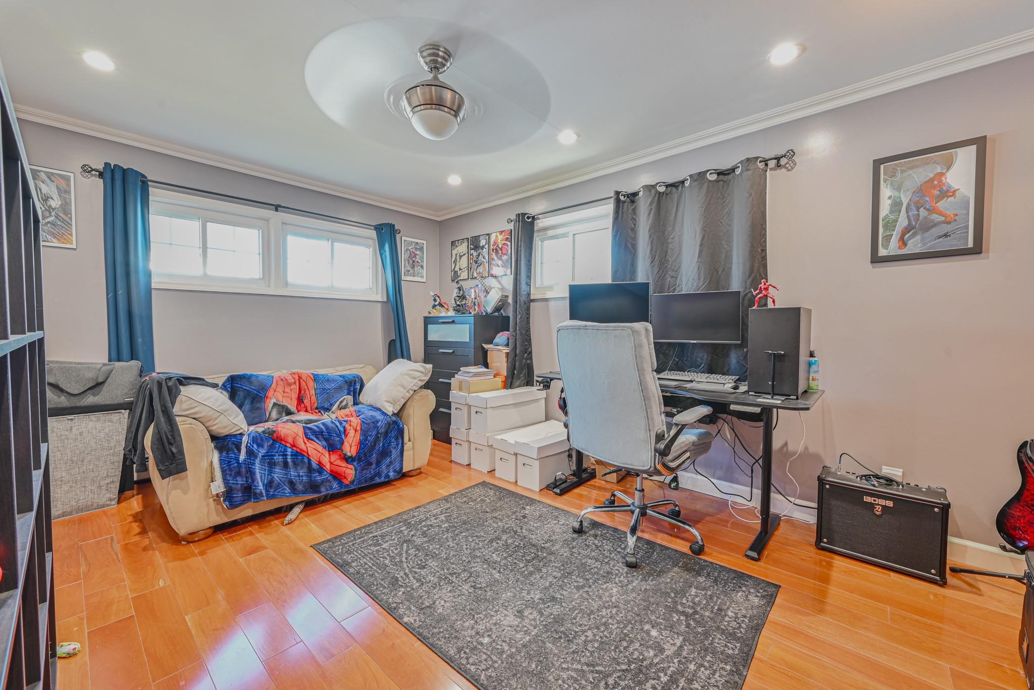 1069 Hastings St Property Photo 10