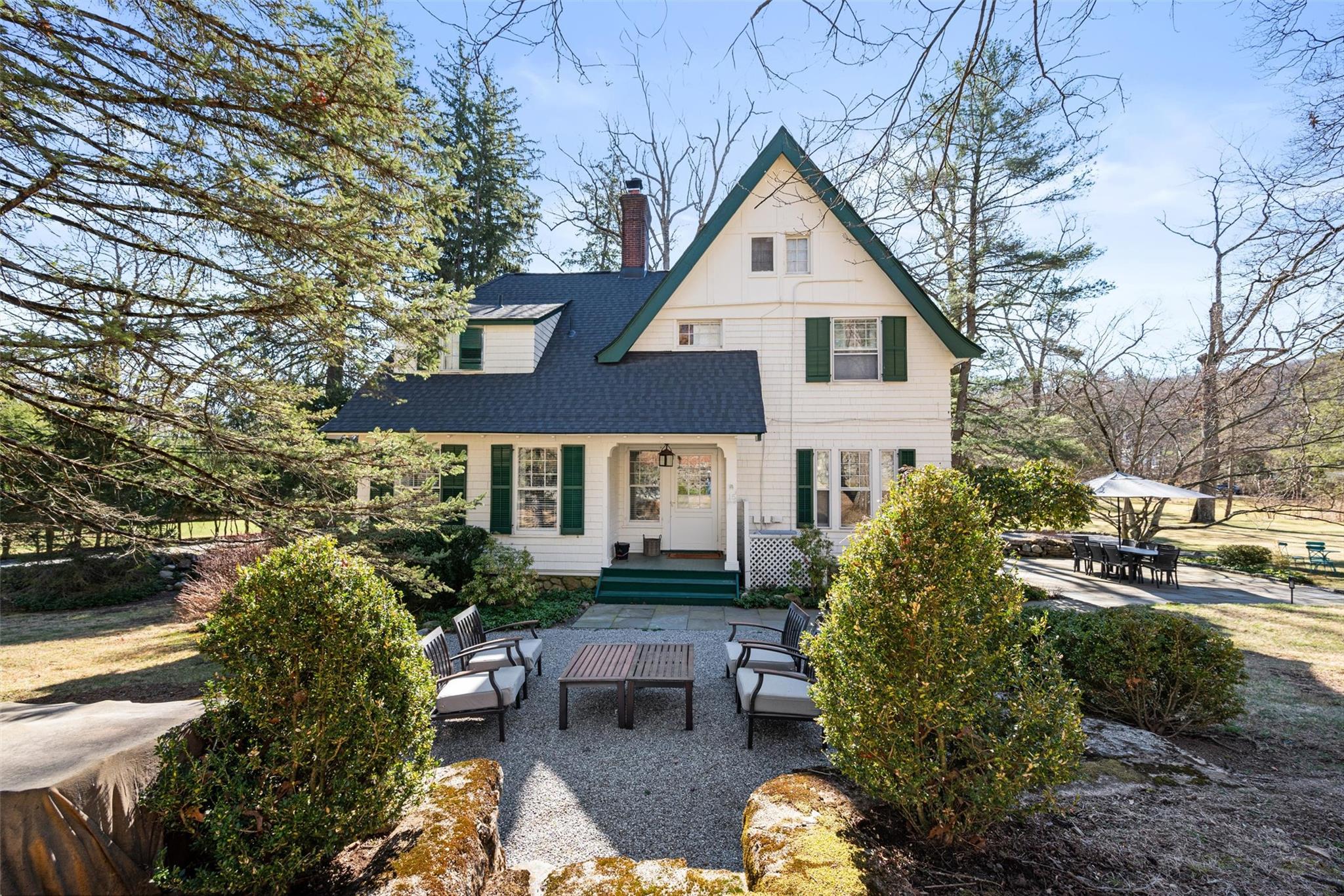 15 Ridge Road Property Photo
