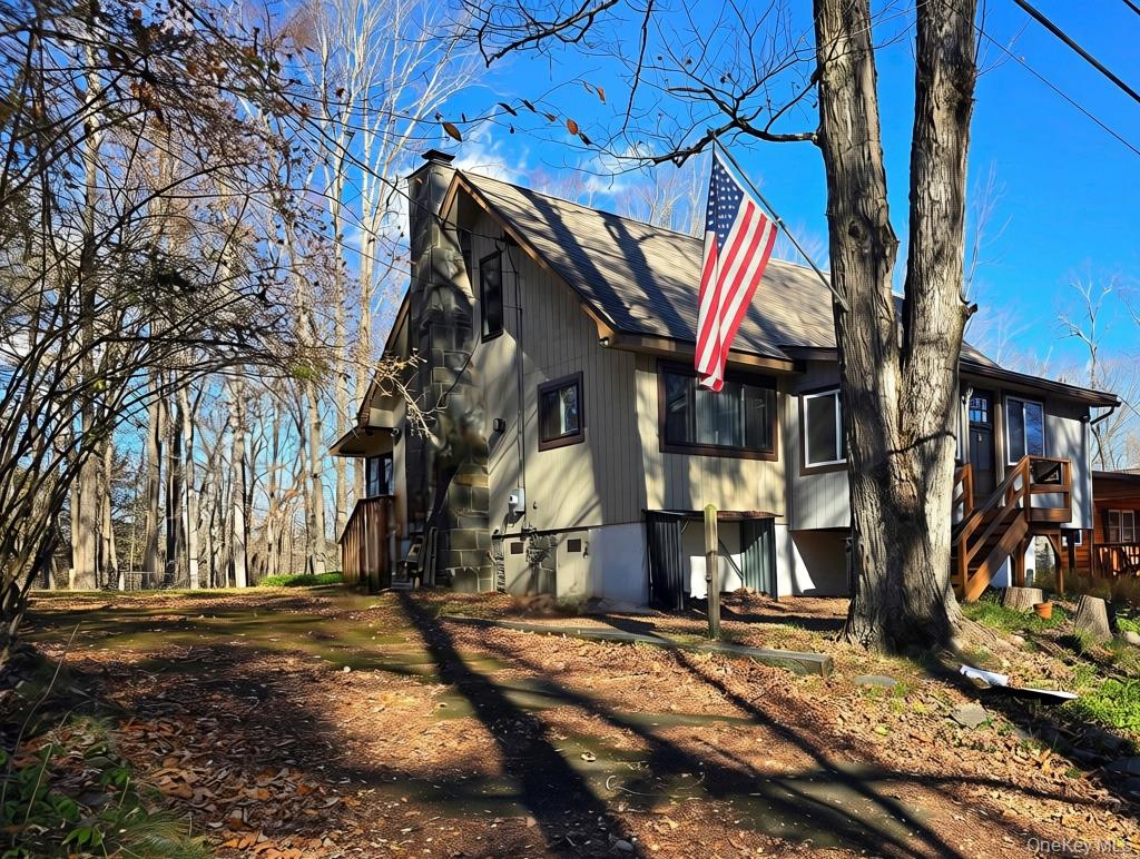 45 W Adirondack Trail Property Photo 1